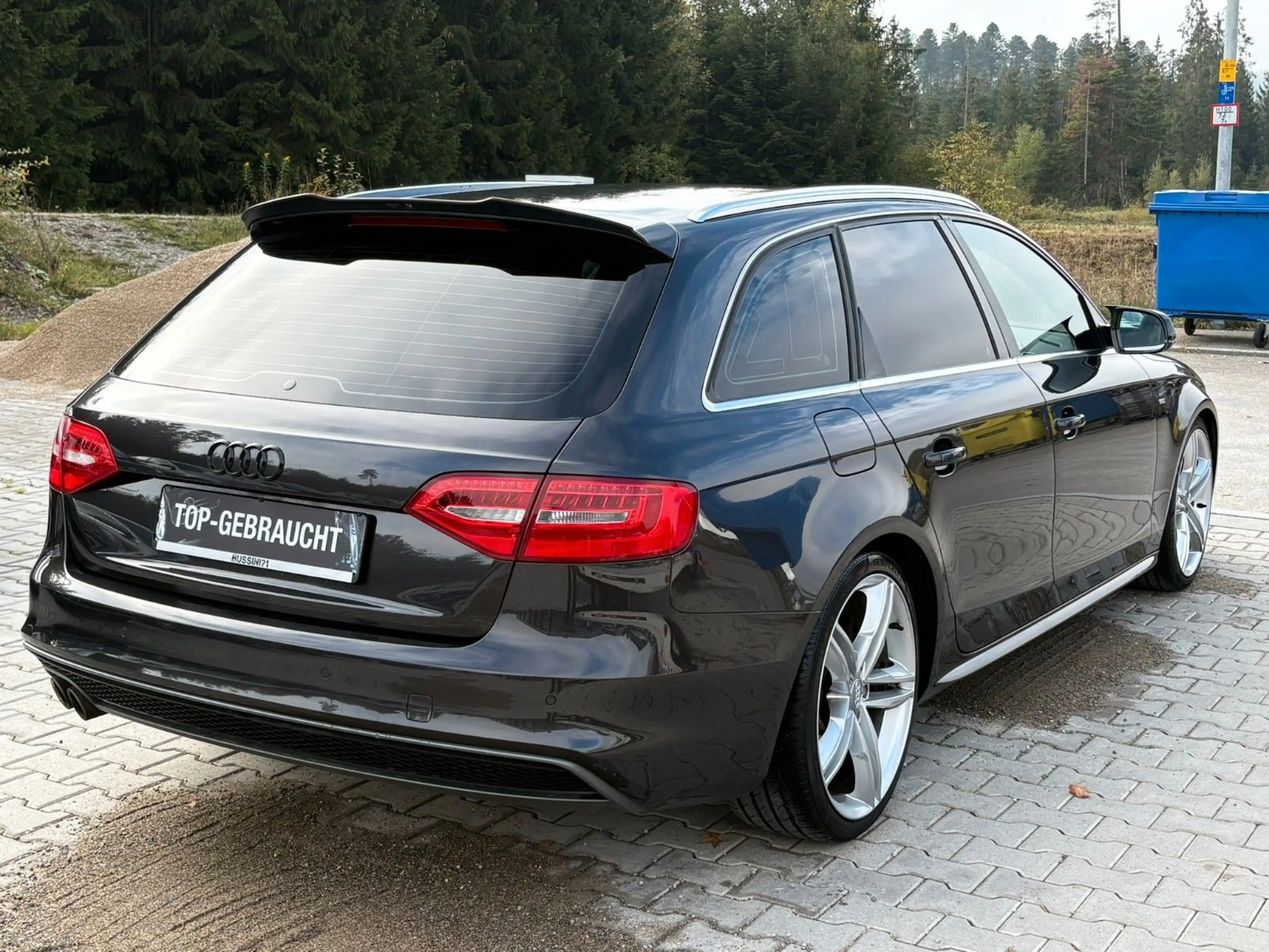 Audi A4 2.0 TDI Avant S-Line / Xenon / Leder / 19" LM — photo 6