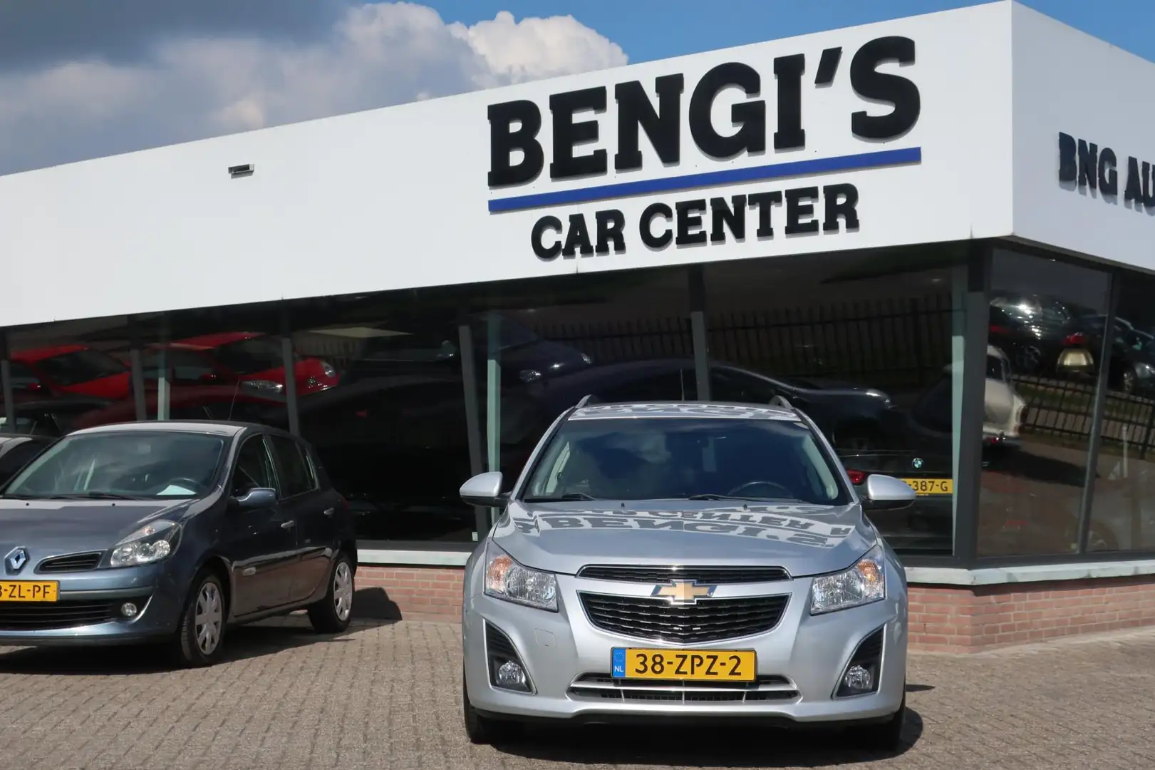 Chevrolet Cruze Station Wagon 1.4T LTZ 1e EIG_NAVI_CAM_PDC_LMV_.NA Gris - 2