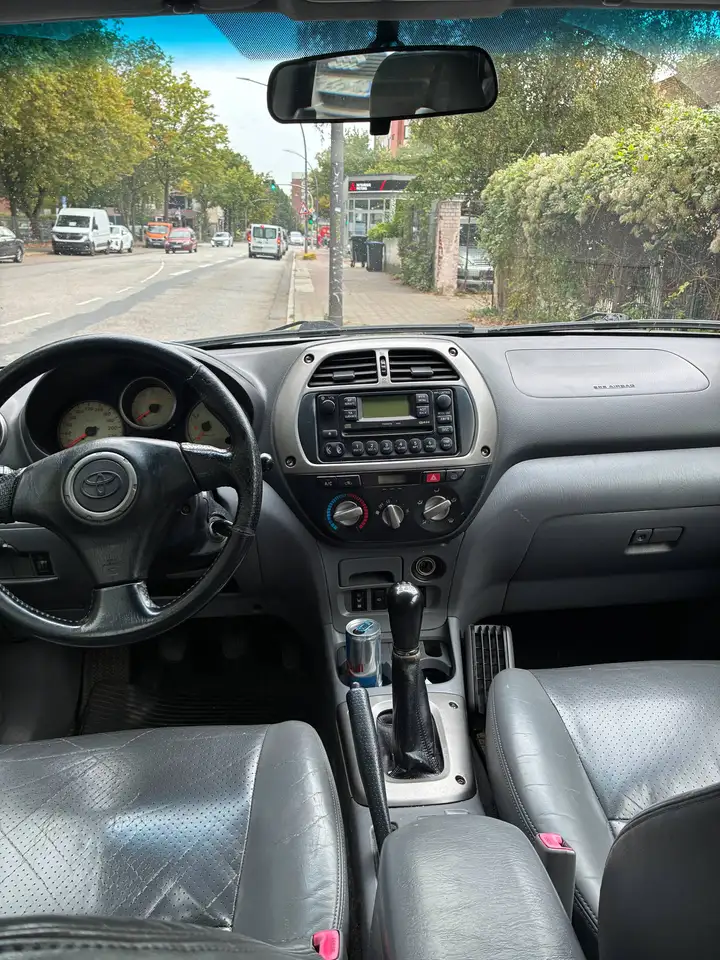 Toyota RAV4 Bensin, foto 5