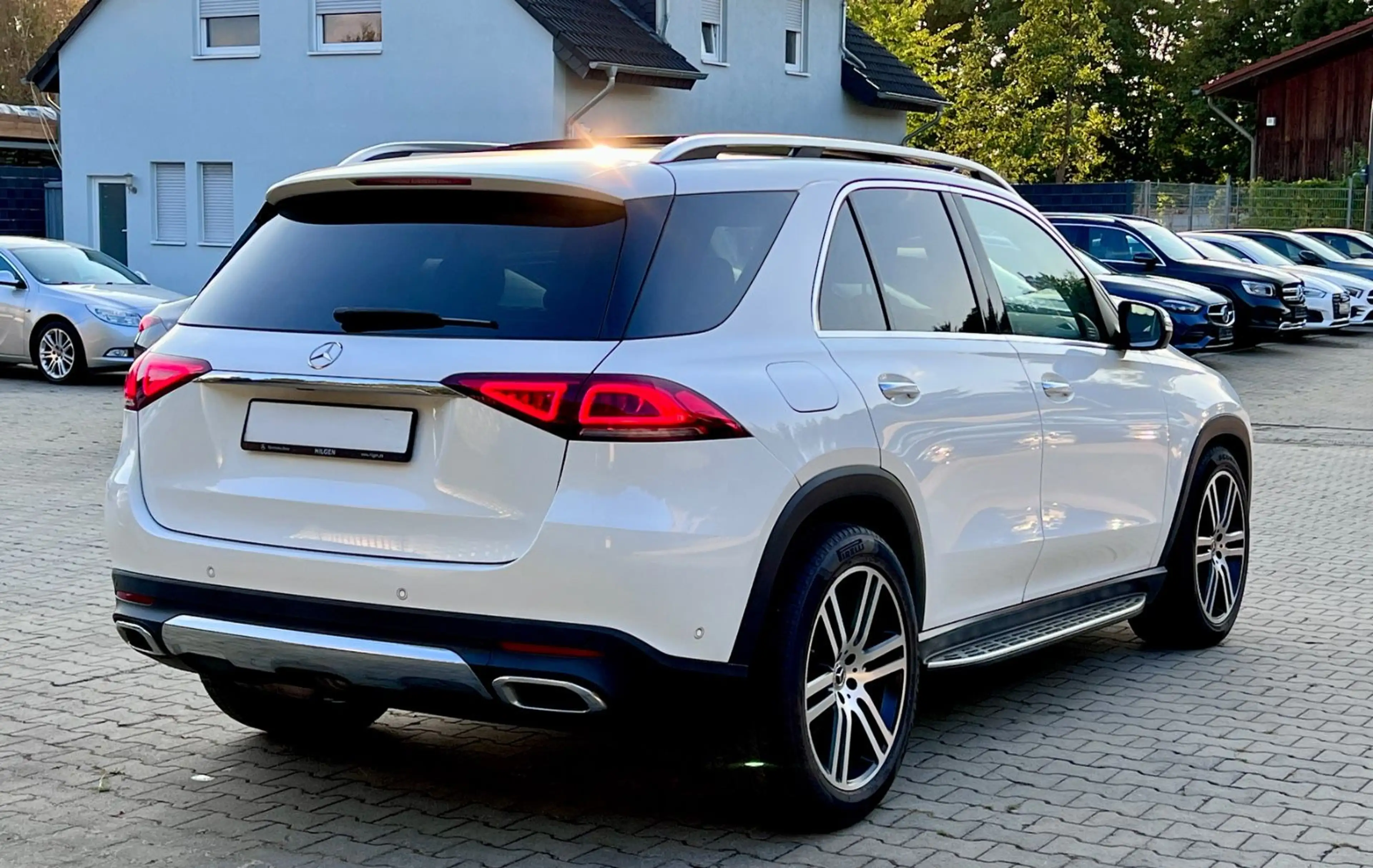 Mercedes-Benz GLE 350 GLE350d 4Matic 9G-TR-PANODACH-HUD-360°CAM-AHK-LM — photo 13