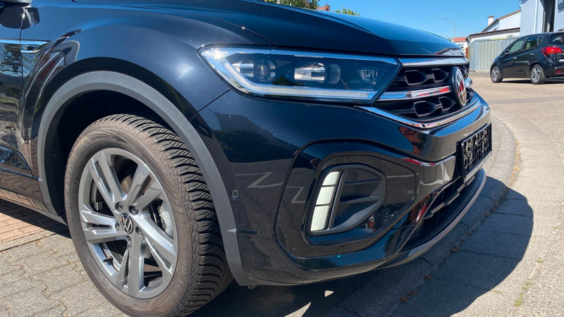 Volkswagen T-Roc R-Line Interieur und Exterieur / 2. Hand — photo 3