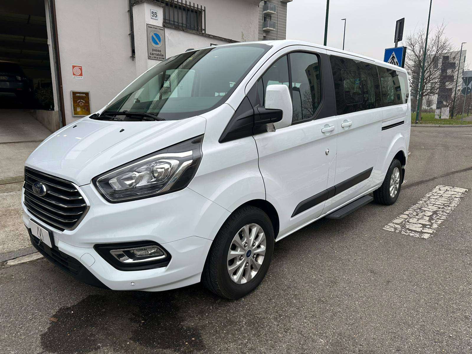 Ford Tourneo Custom