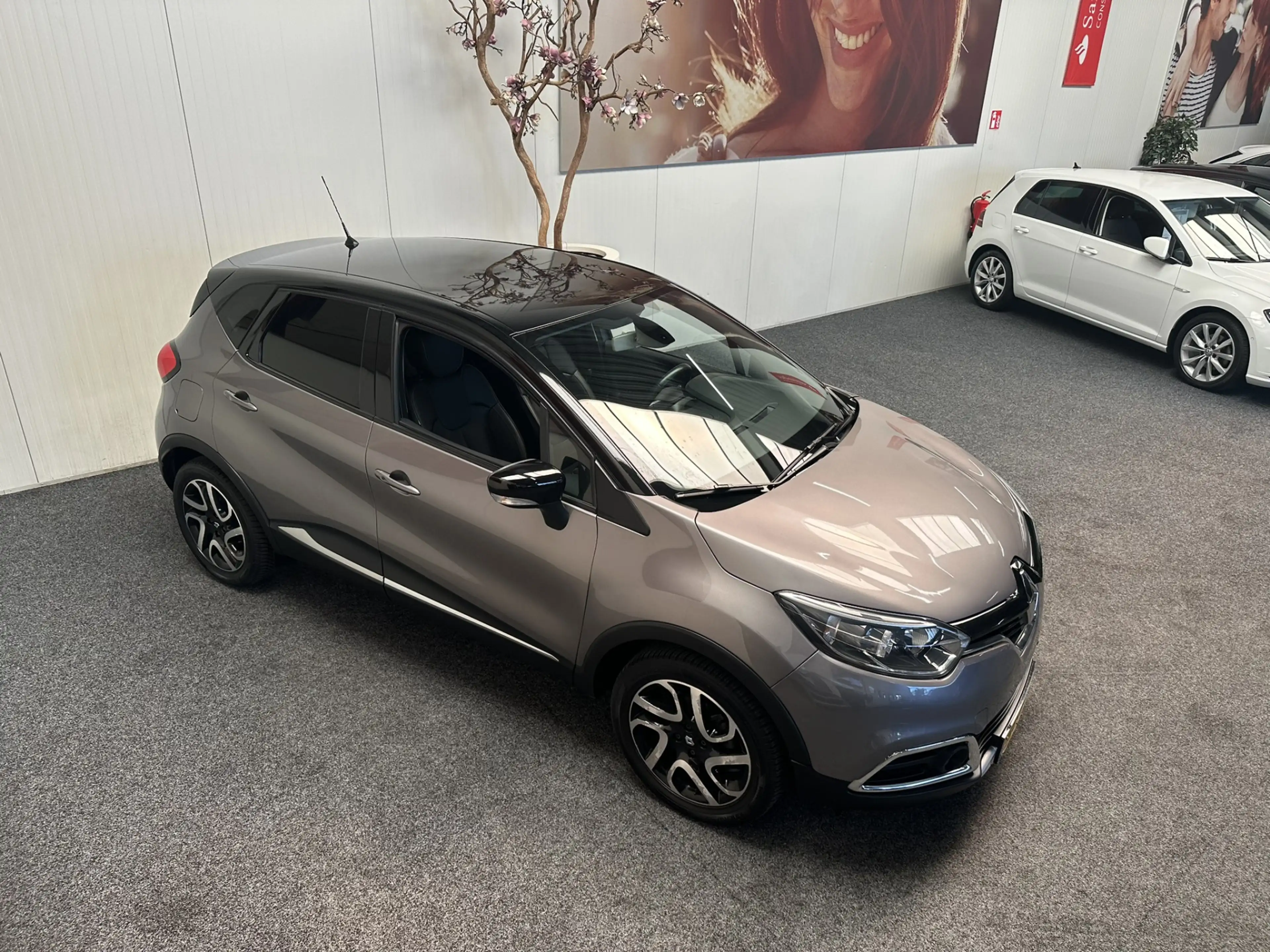 Renault Captur 0.9 TCe XMOD ZWART VOL LEDER NAVIGATIE CRUISE CONT — photo 10