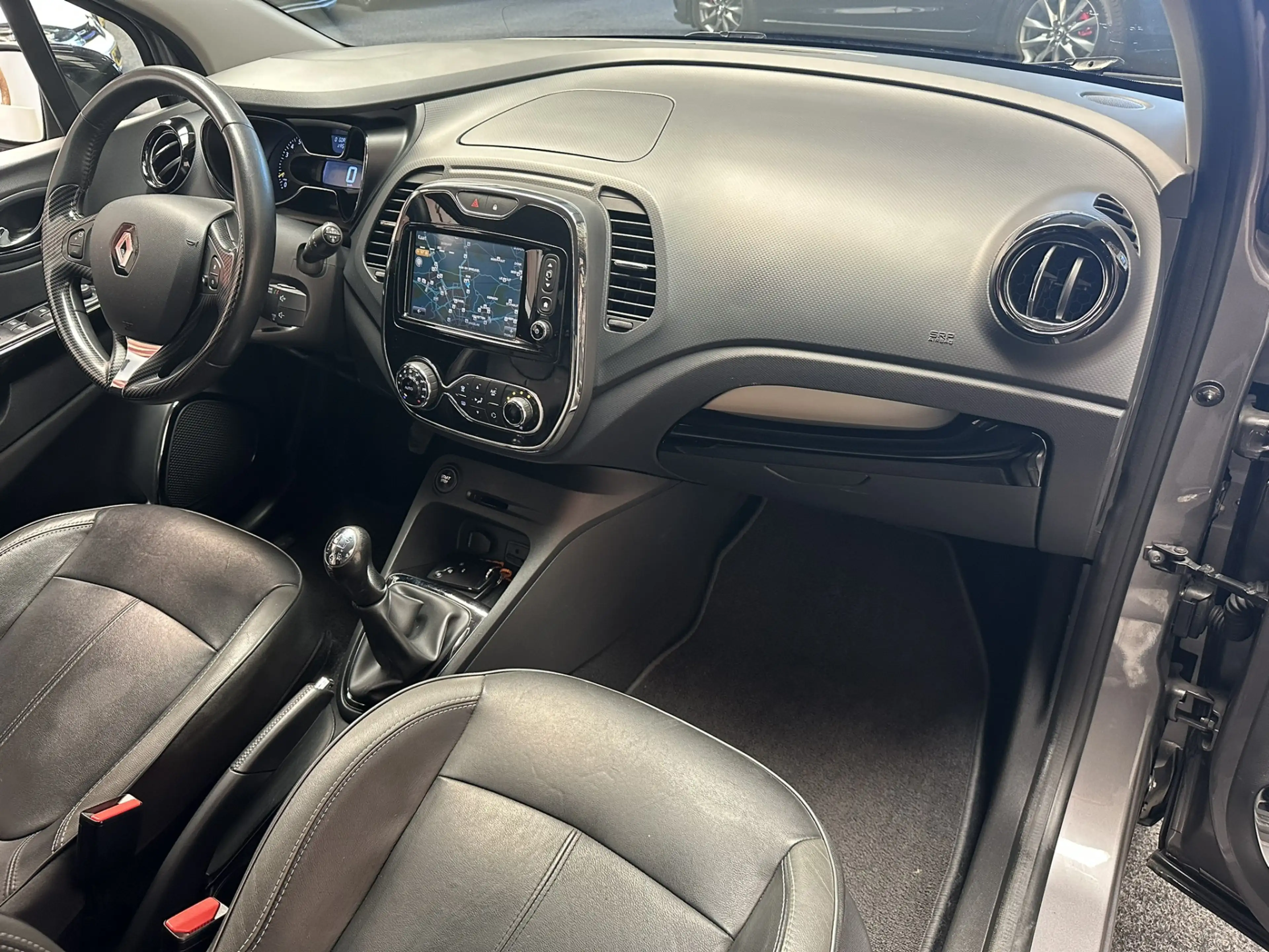 Renault Captur 0.9 TCe XMOD ZWART VOL LEDER NAVIGATIE CRUISE CONT — photo 14
