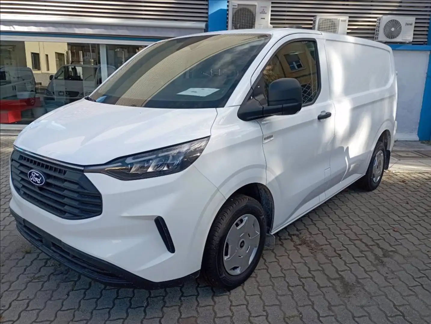 Ford Transit Custom V710 280 2.0 ecoblue 136cv Trend L1H1 bijela - 2