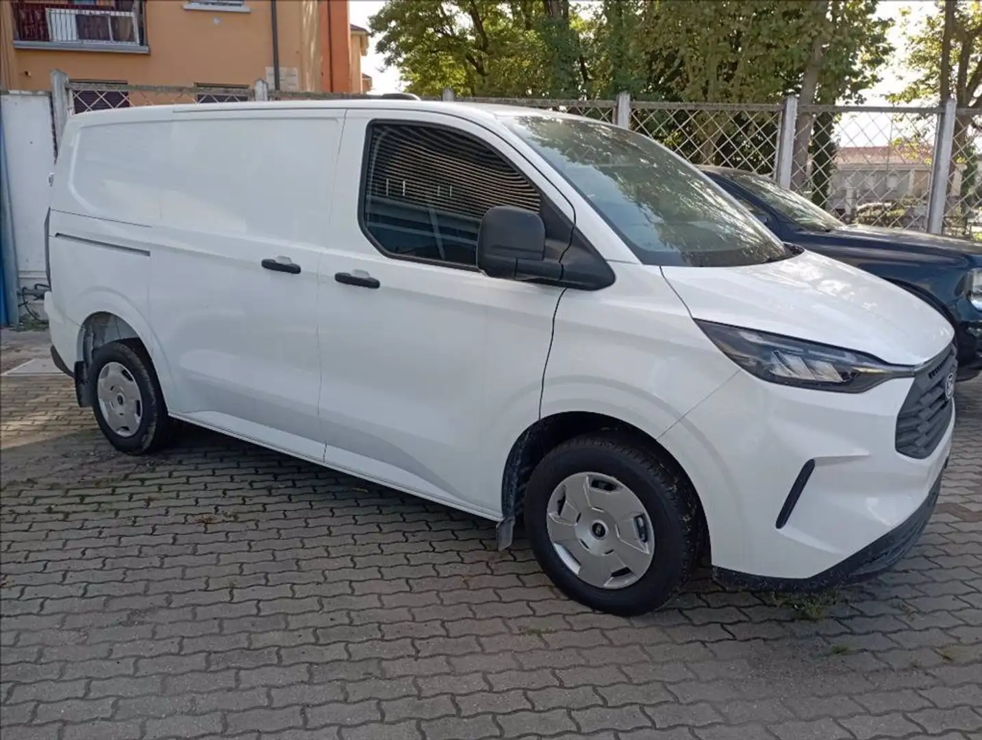 Ford Transit Custom V710 280 2.0 ecoblue 136cv Trend L1H1 bijela - 1