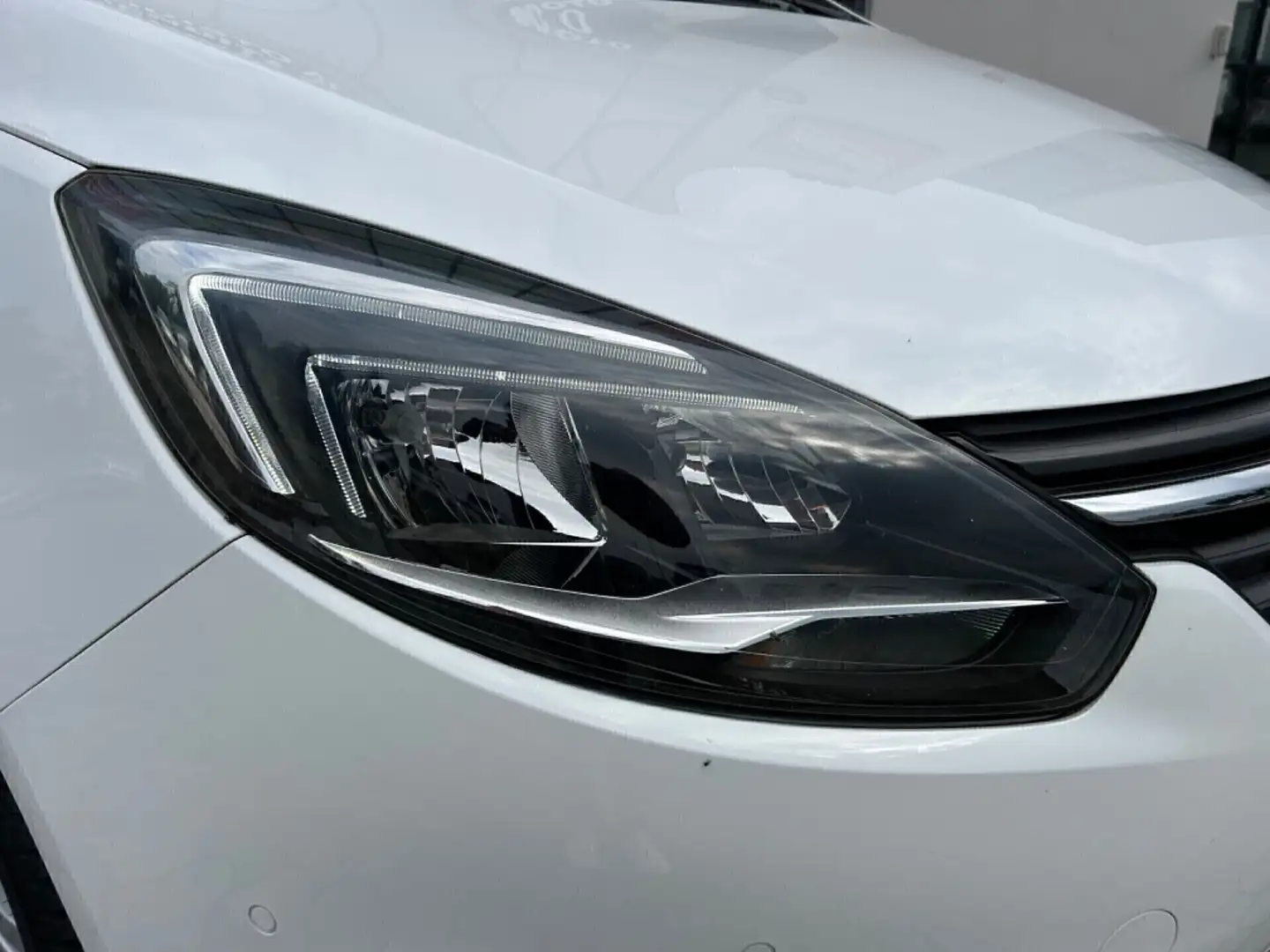 Opel Zafira 2.0 CDTi 170CV aut. Innovation Bianco - 2