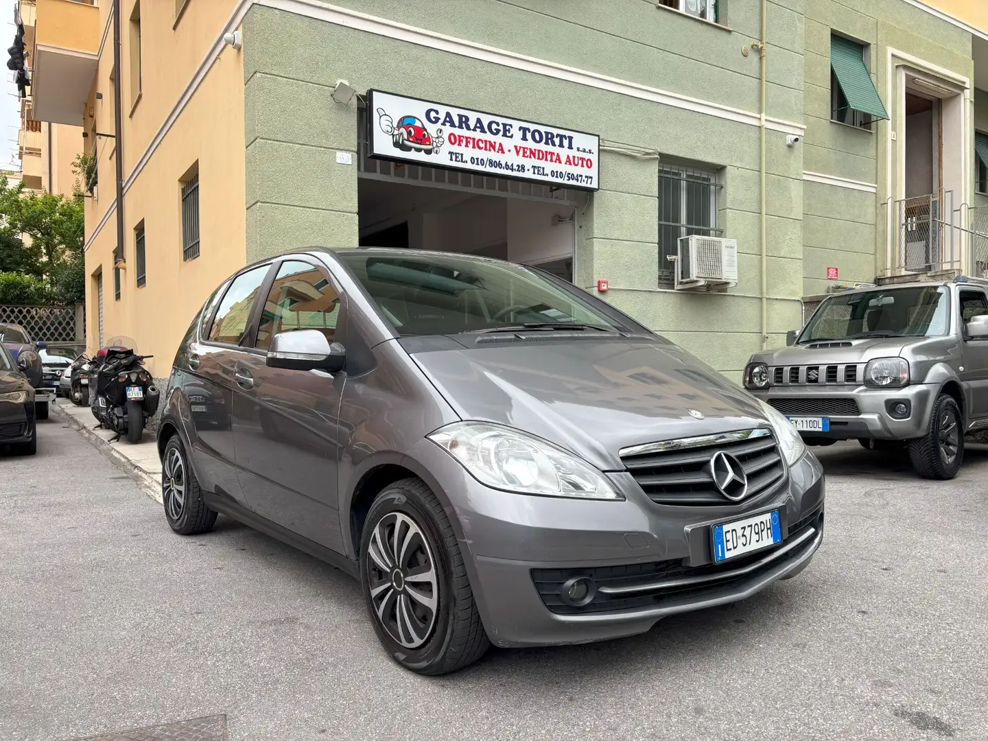 Mercedes-Benz A 180 A 180 CDI AUTOMATIC Executive UNIPROPRIETARIO Gri - 1