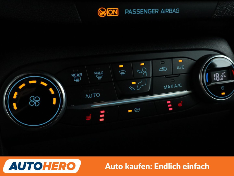 Ford Fiesta 1.0 EcoBoost Active Plus*NAVI*ACC*PDC*SHZ*KLIMA* — photo 24