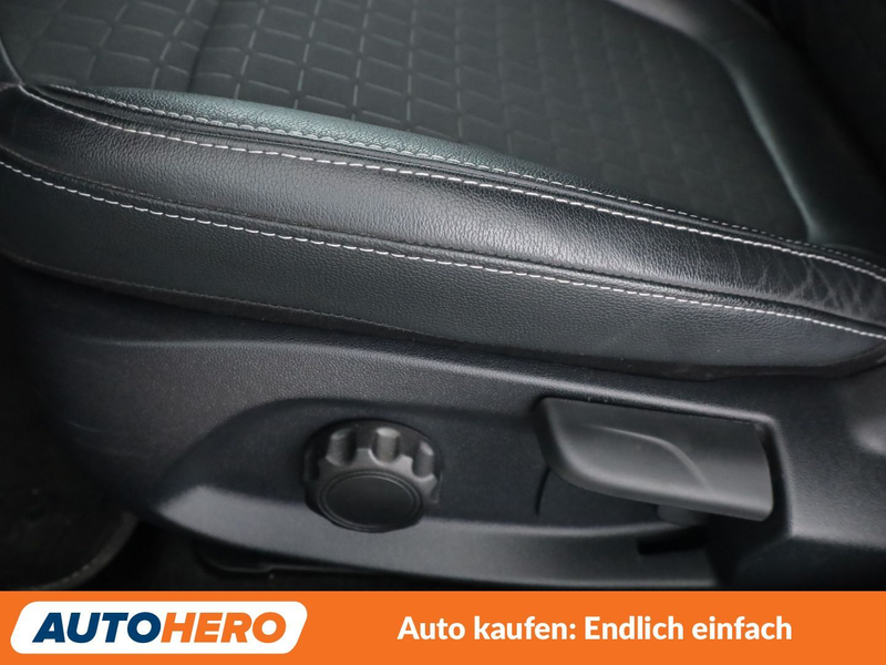 Ford Fiesta 1.0 EcoBoost Active Plus*NAVI*ACC*PDC*SHZ*KLIMA* — photo 29