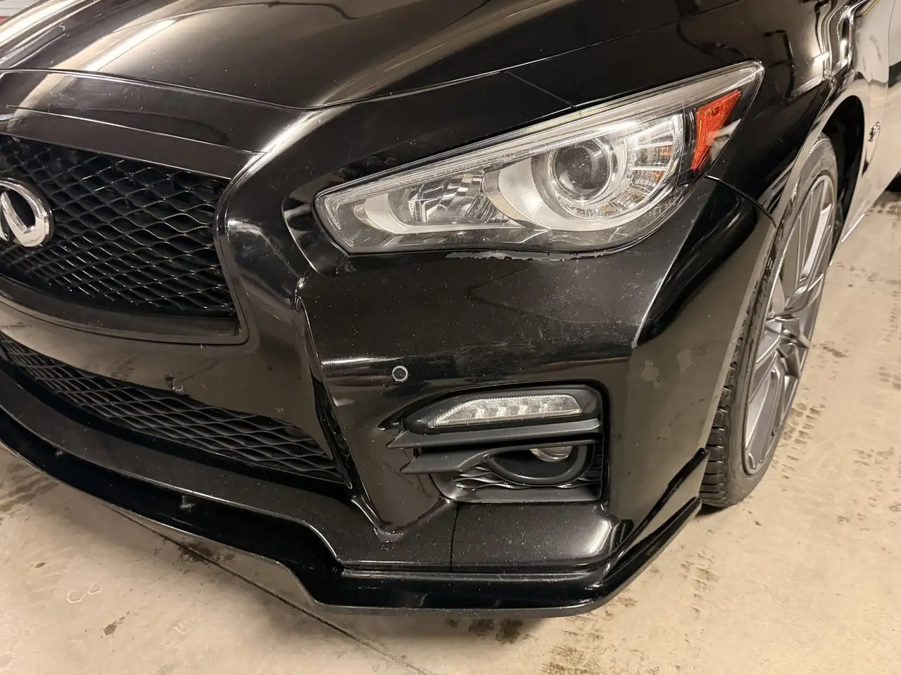Infiniti Q50 снимка Infiniti Q50