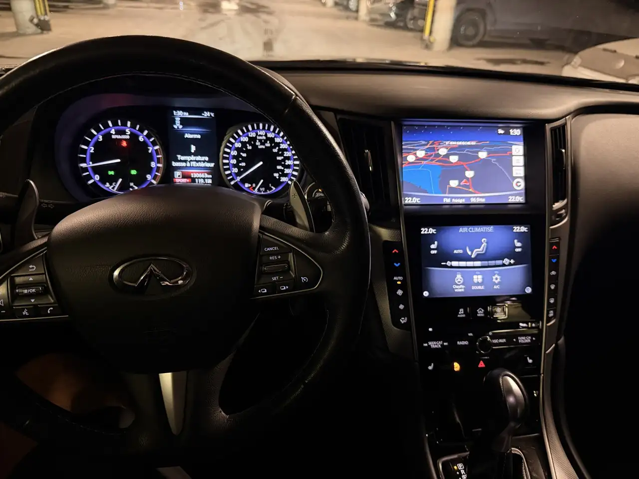 Infiniti Q50 снимка Infiniti Q50