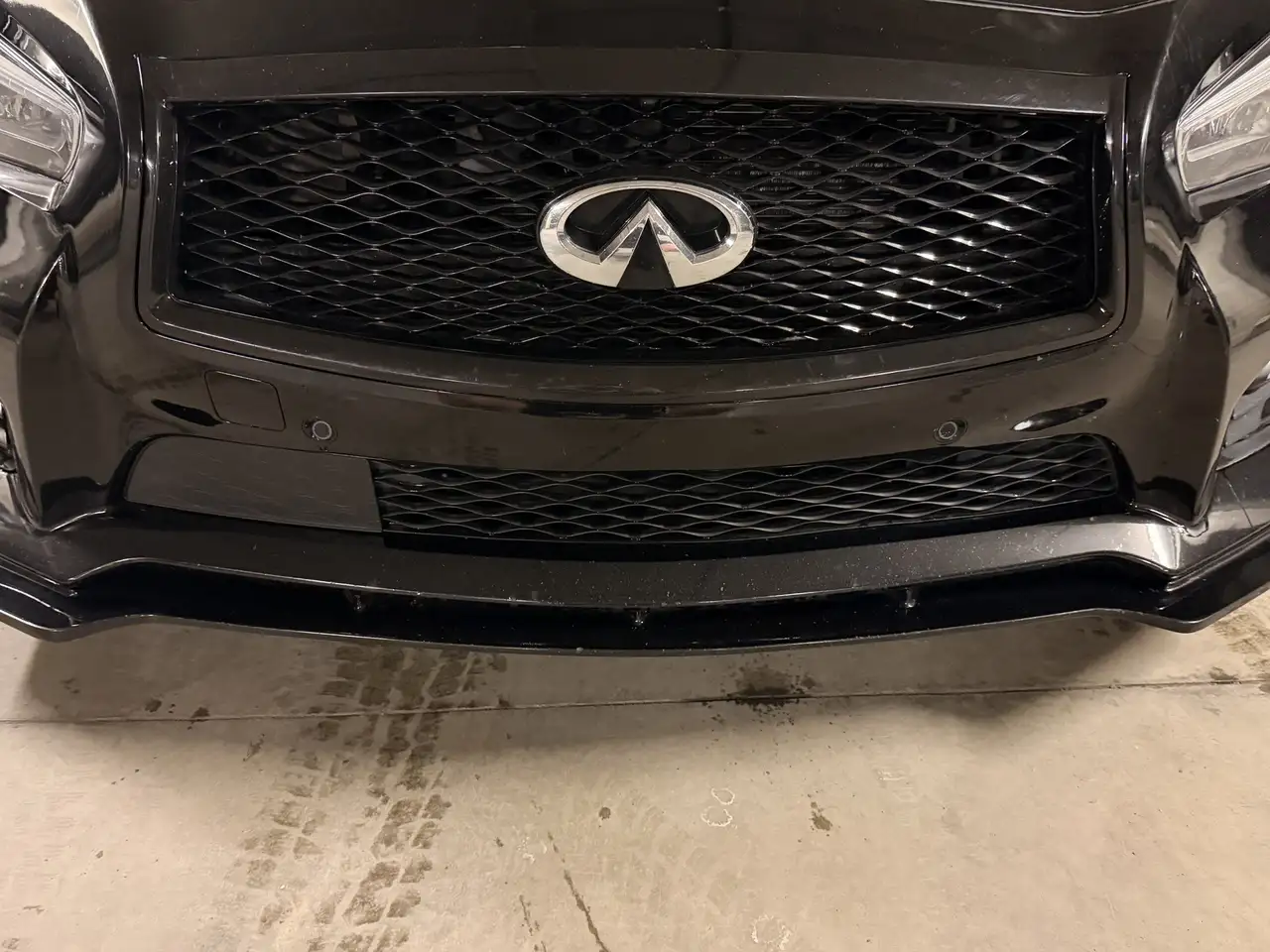 Infiniti Q50 снимка Infiniti Q50