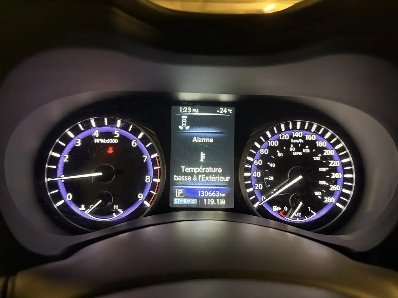 Infiniti Q50 снимка Infiniti Q50
