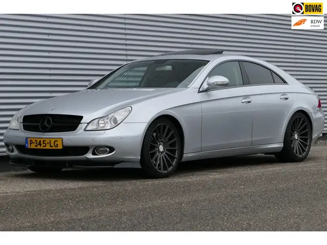 Mercedes-Benz CLS 500 V8 Designo Schuifdak Carplay Luchtvering Navi Youn