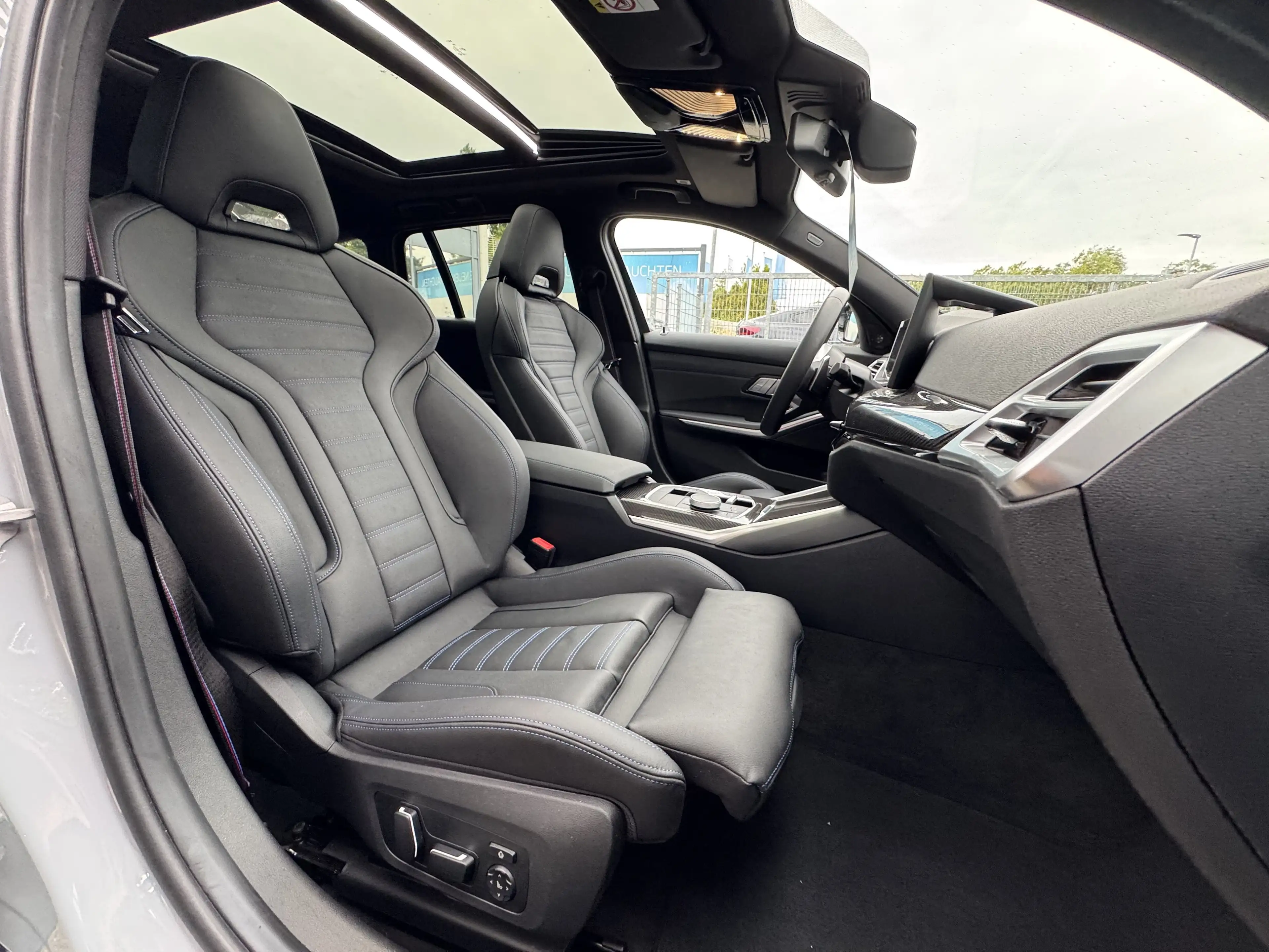 BMW 340 M340d xDrive M Sport Pro H&K StHzg PANO DA-Pro — photo 7