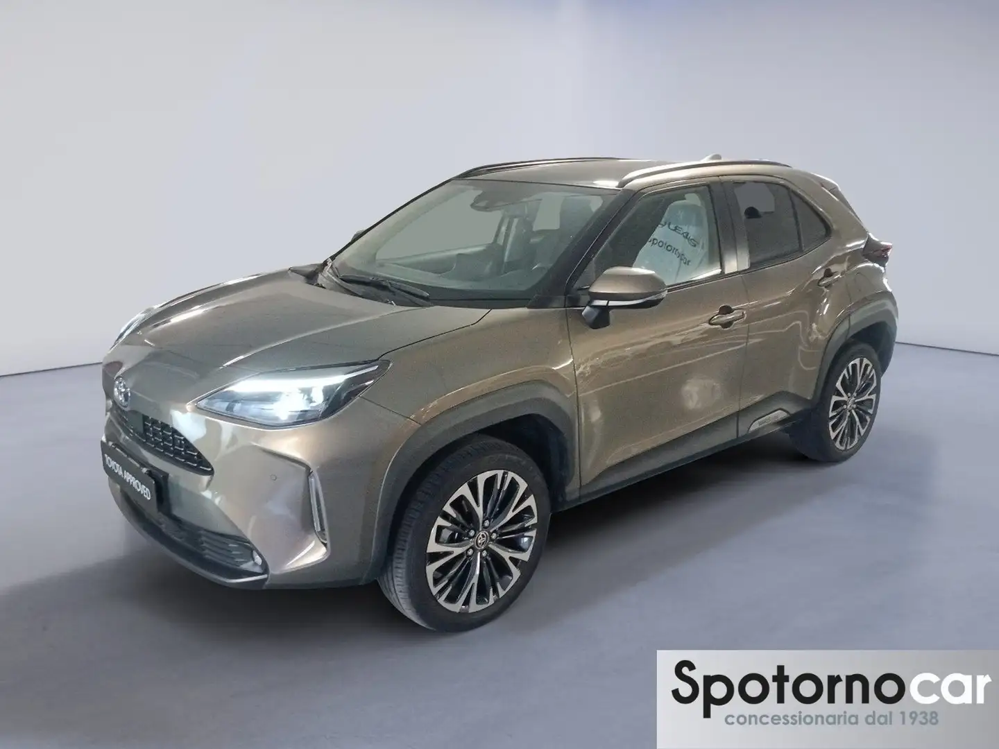 Toyota Yaris Cross 1.5H (116 CV) E-CVT Lounge - 1