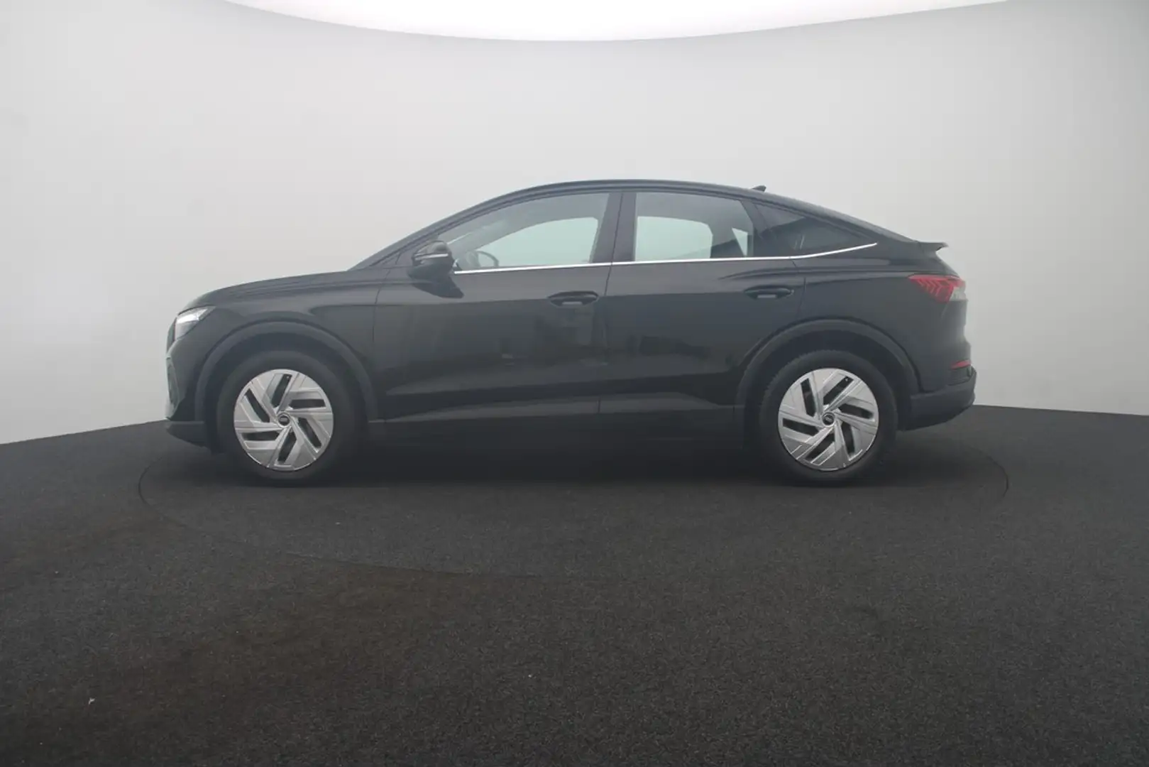 Audi e-tron . Virt.Cockpit LED Navi Schwarz - 2