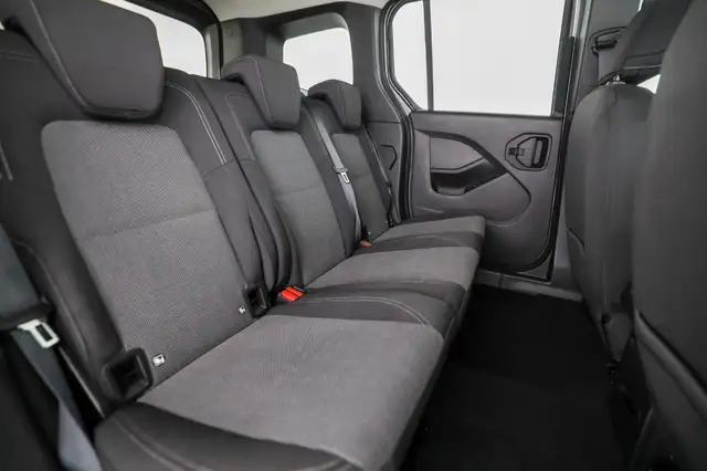 Mercedes-Benz T-Class view 17