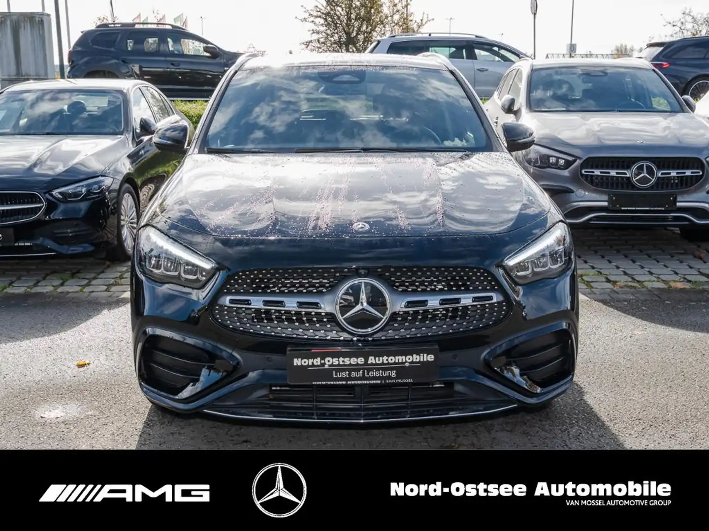 Mercedes-Benz GLA 200 d AMG AHK MBUX KLIMA KEYLESS-GO Schwarz - 2
