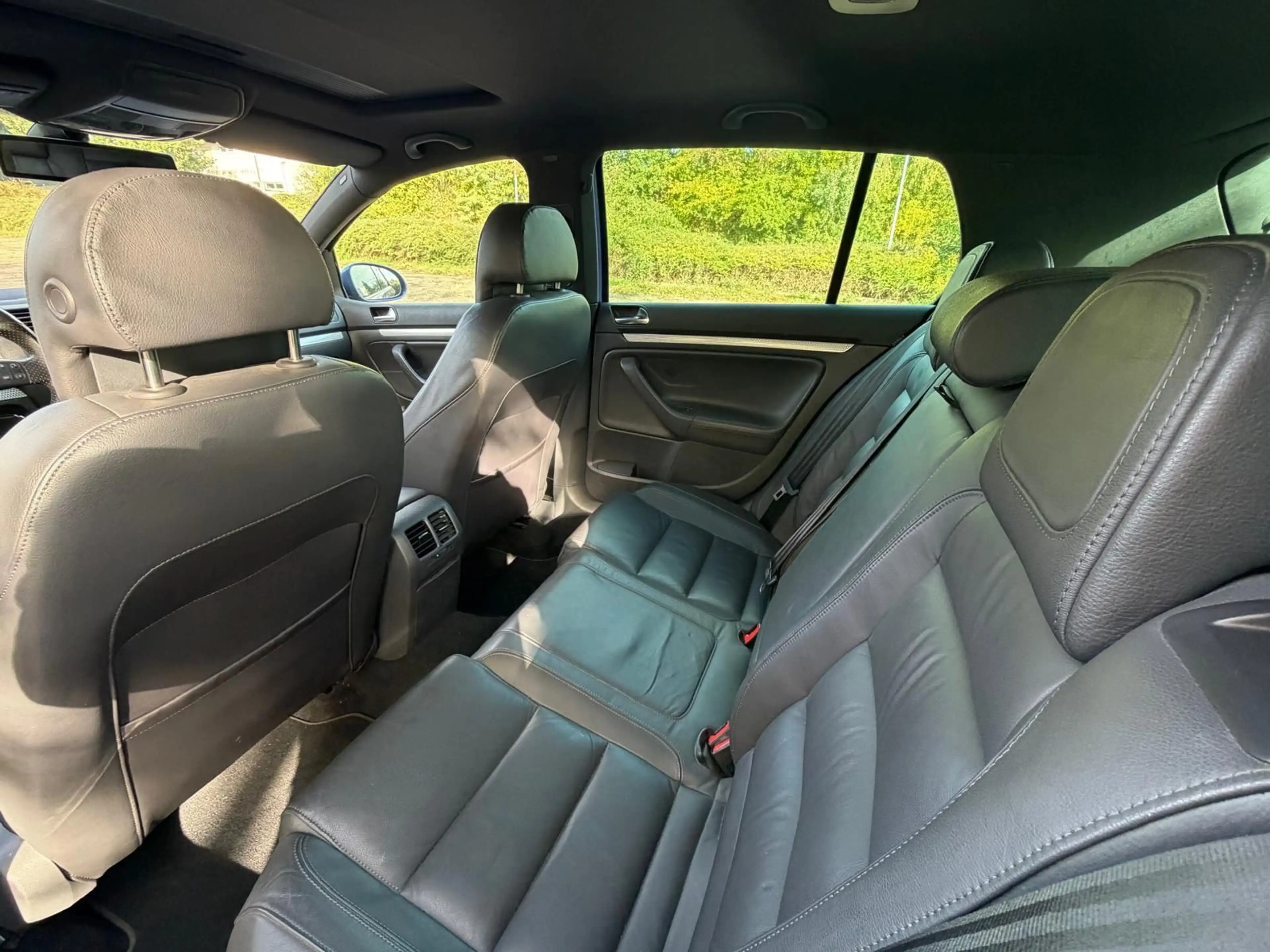 Volkswagen Golf GOLF R32 DSG DEUTSCH 1. HAND VOLLAUSSTATTUNG — photo 13