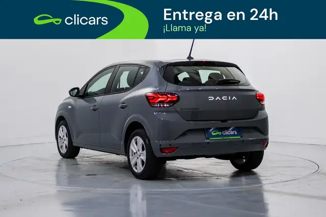 Dacia Sandero view 9