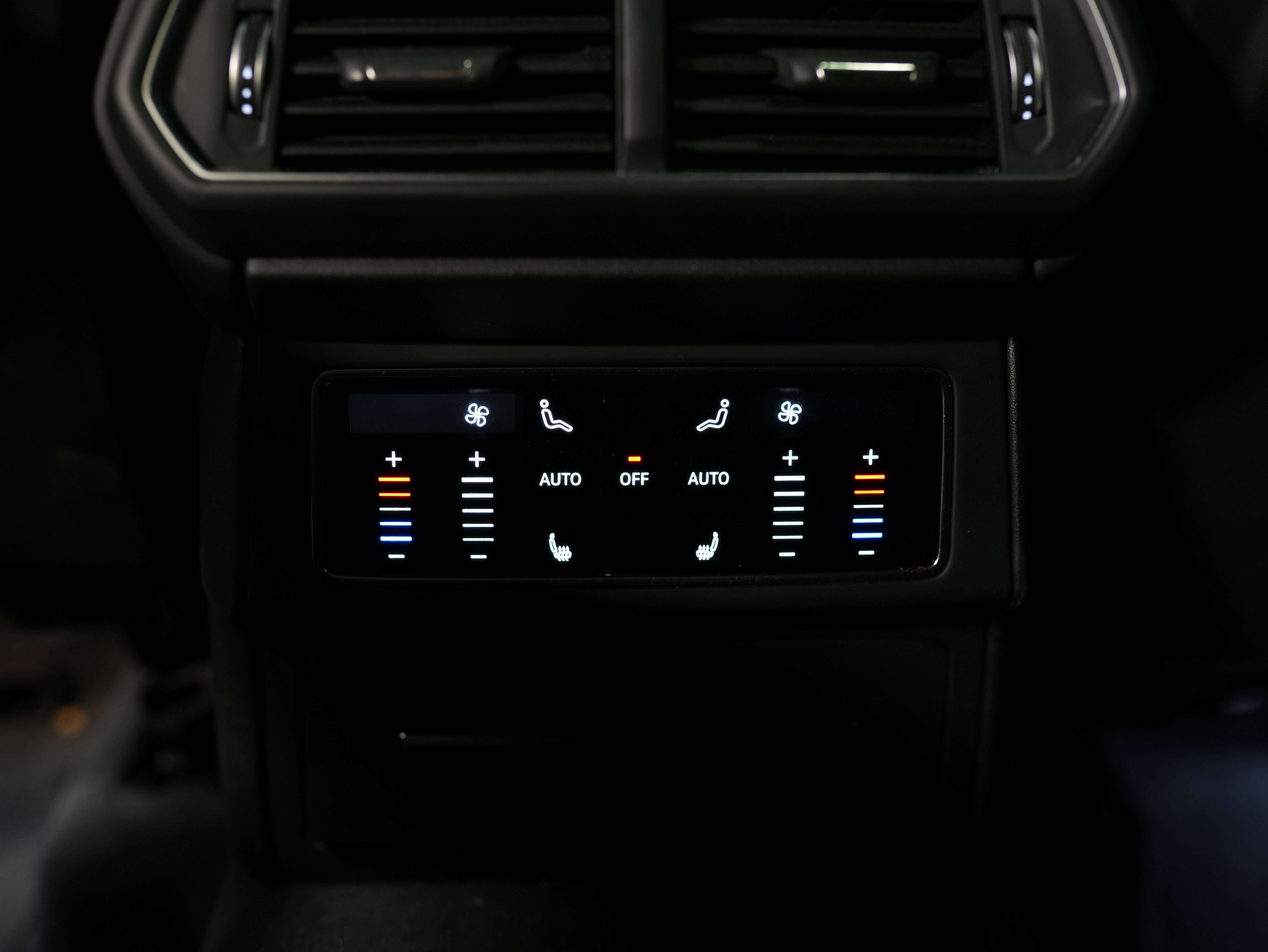 used 2019 Lamborghini Urus car, priced at $196,900