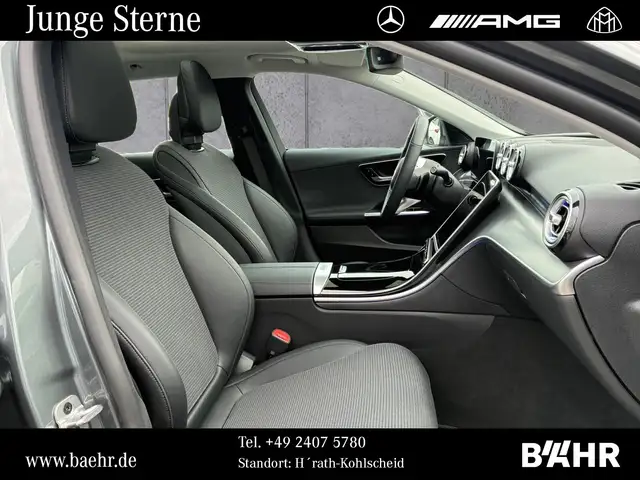 Mercedes-Benz 300 view 5