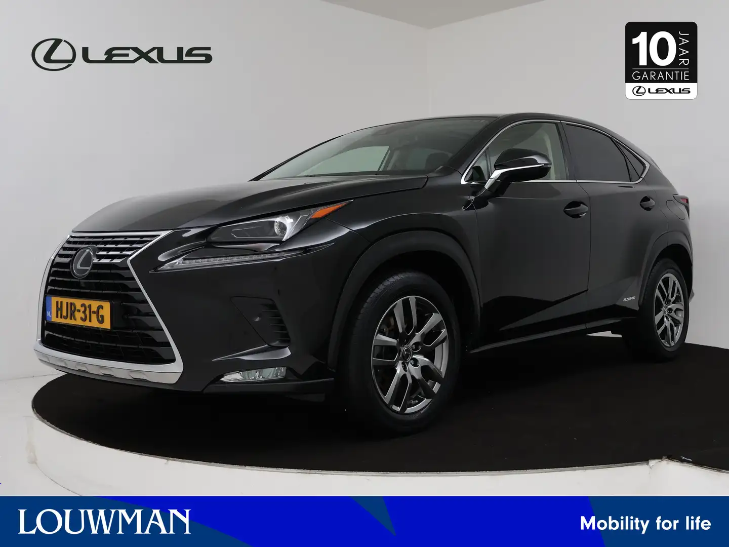 Lexus NX 300h AWD Luxury Edition | Navigatie | Panoramadak | sto Zwart - 1