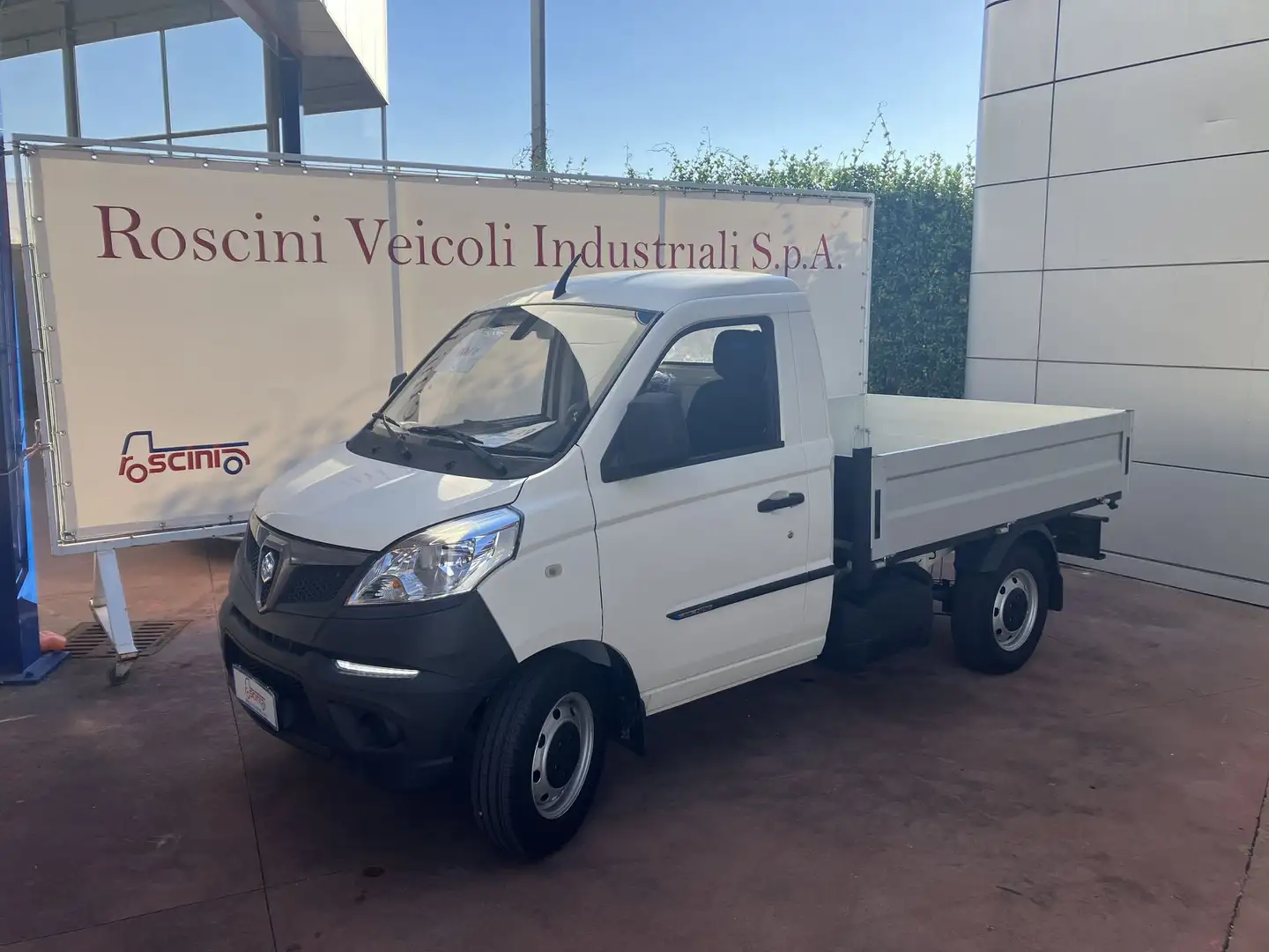 Piaggio Porter Porter NP6 1.5 PC Long Range LPG Cassonato Standa Weiß - 1