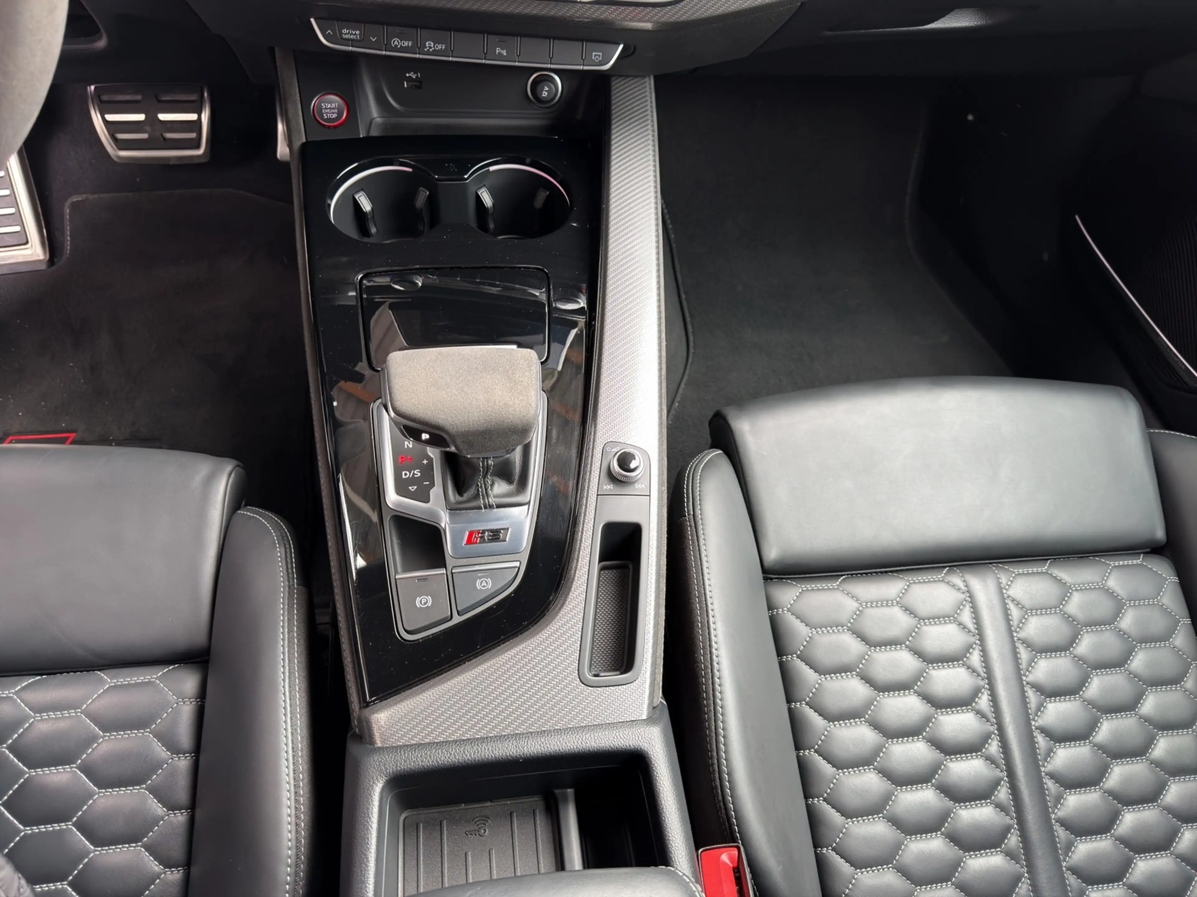 Audi RS4 RS 4 Avant 2.9 TFSI quattro B&O RS Competition ... — photo 15
