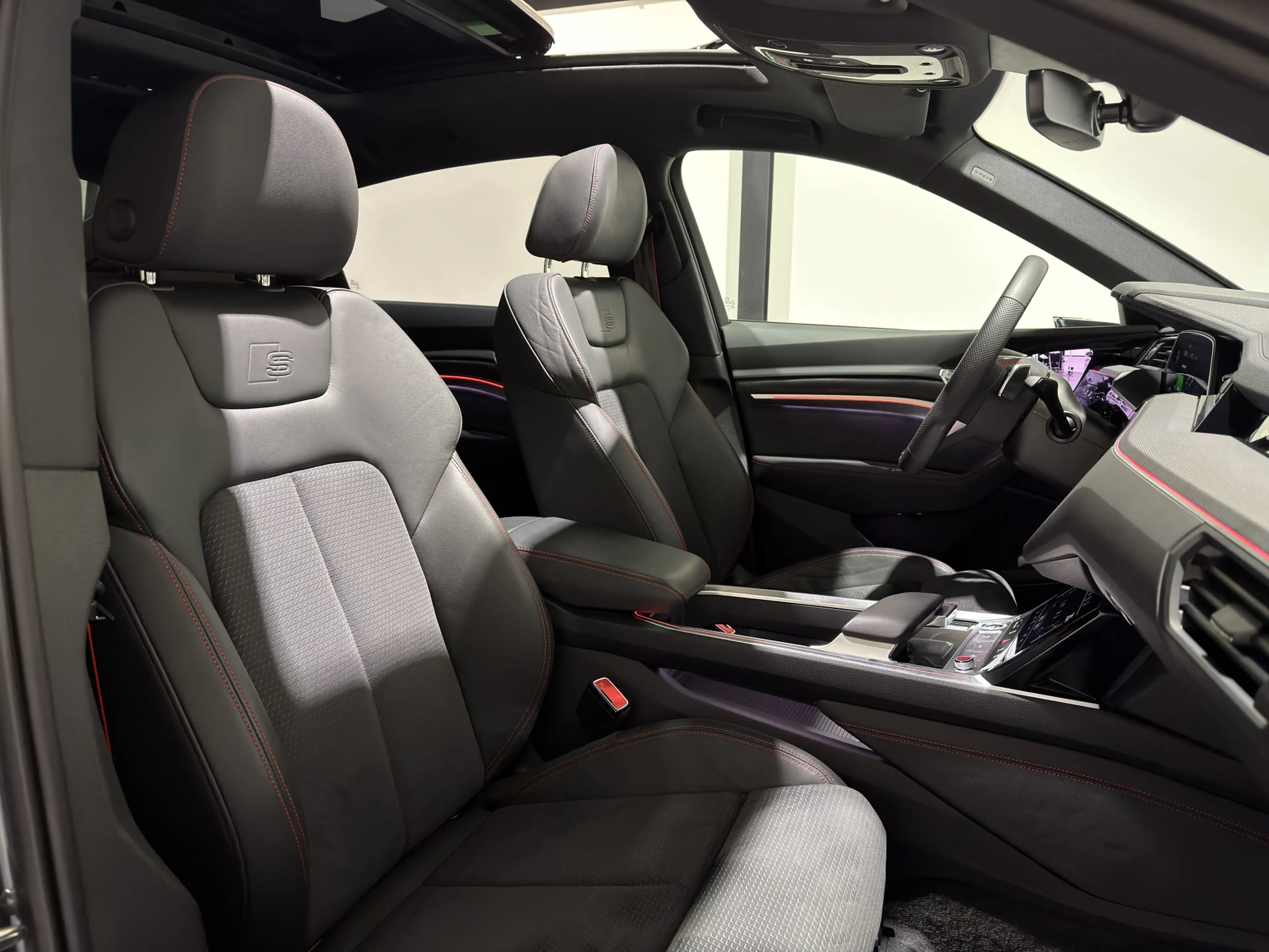 Audi Q8 e-tron Sportback 55 quattro S Edition 115 kWh | 22kW lade — photo 26