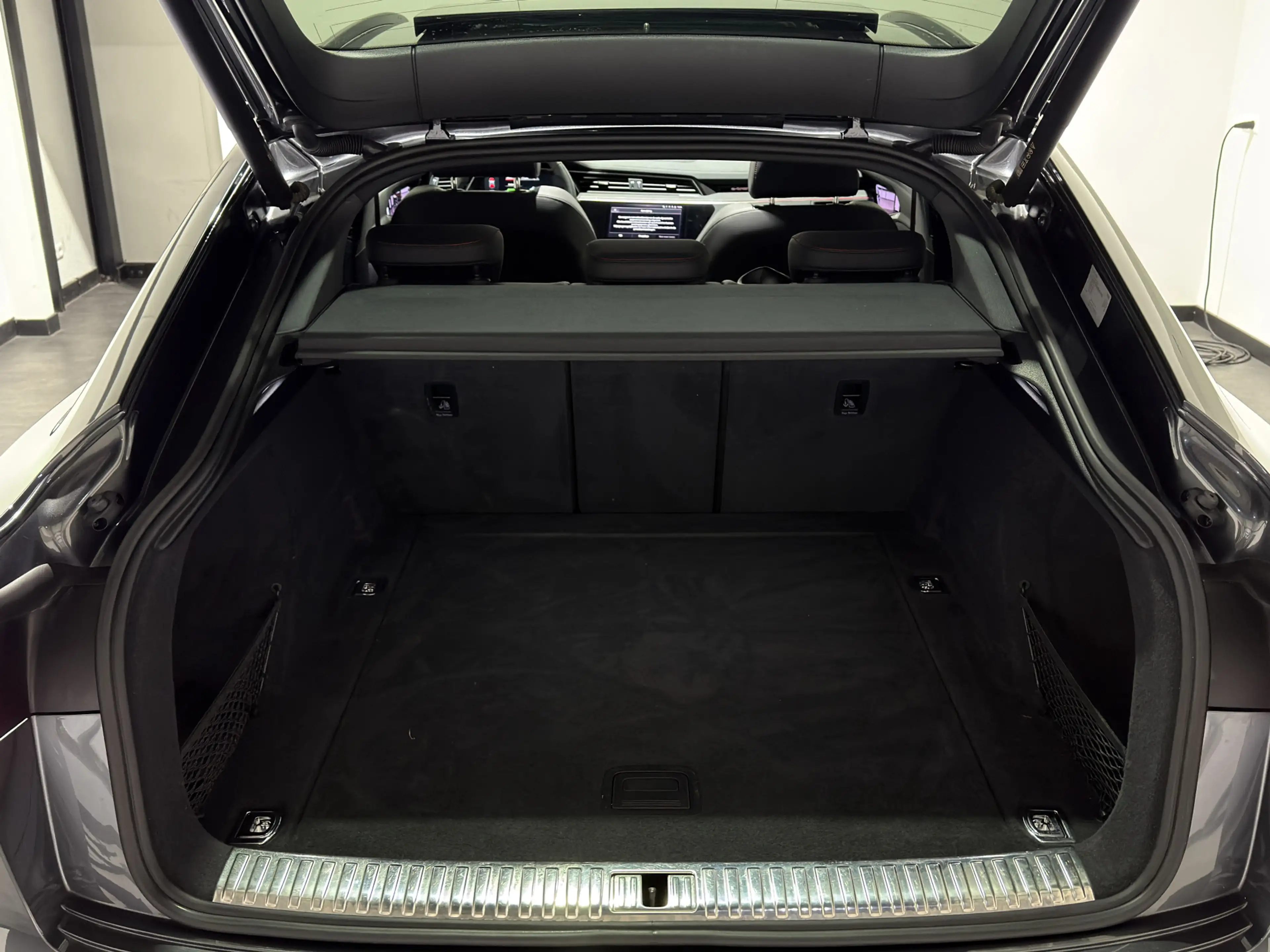 Audi Q8 e-tron Sportback 55 quattro S Edition 115 kWh | 22kW lade — photo 47
