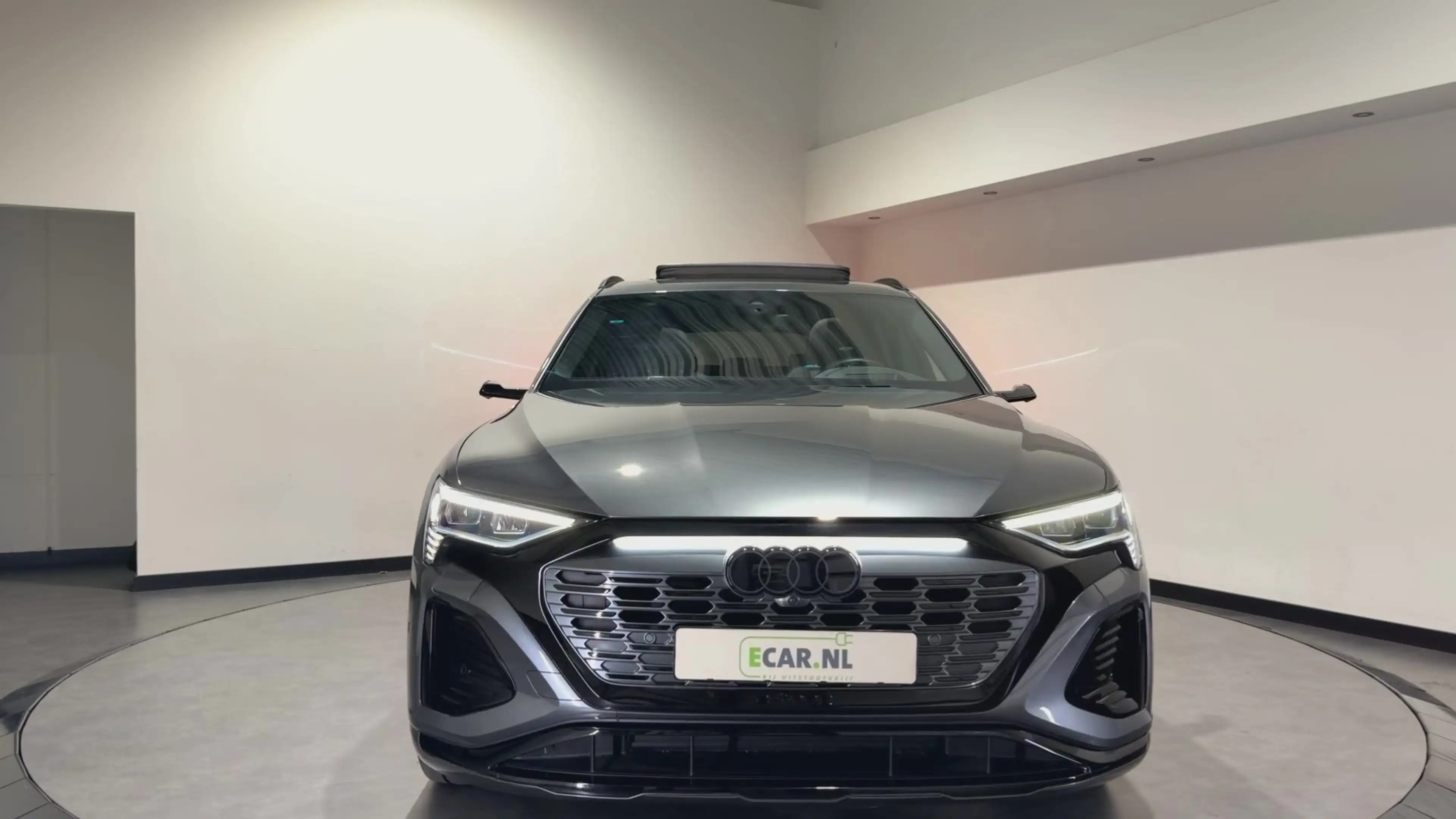 Audi Q8 e-tron Sportback 55 quattro S Edition 115 kWh | 22kW lade — photo 9