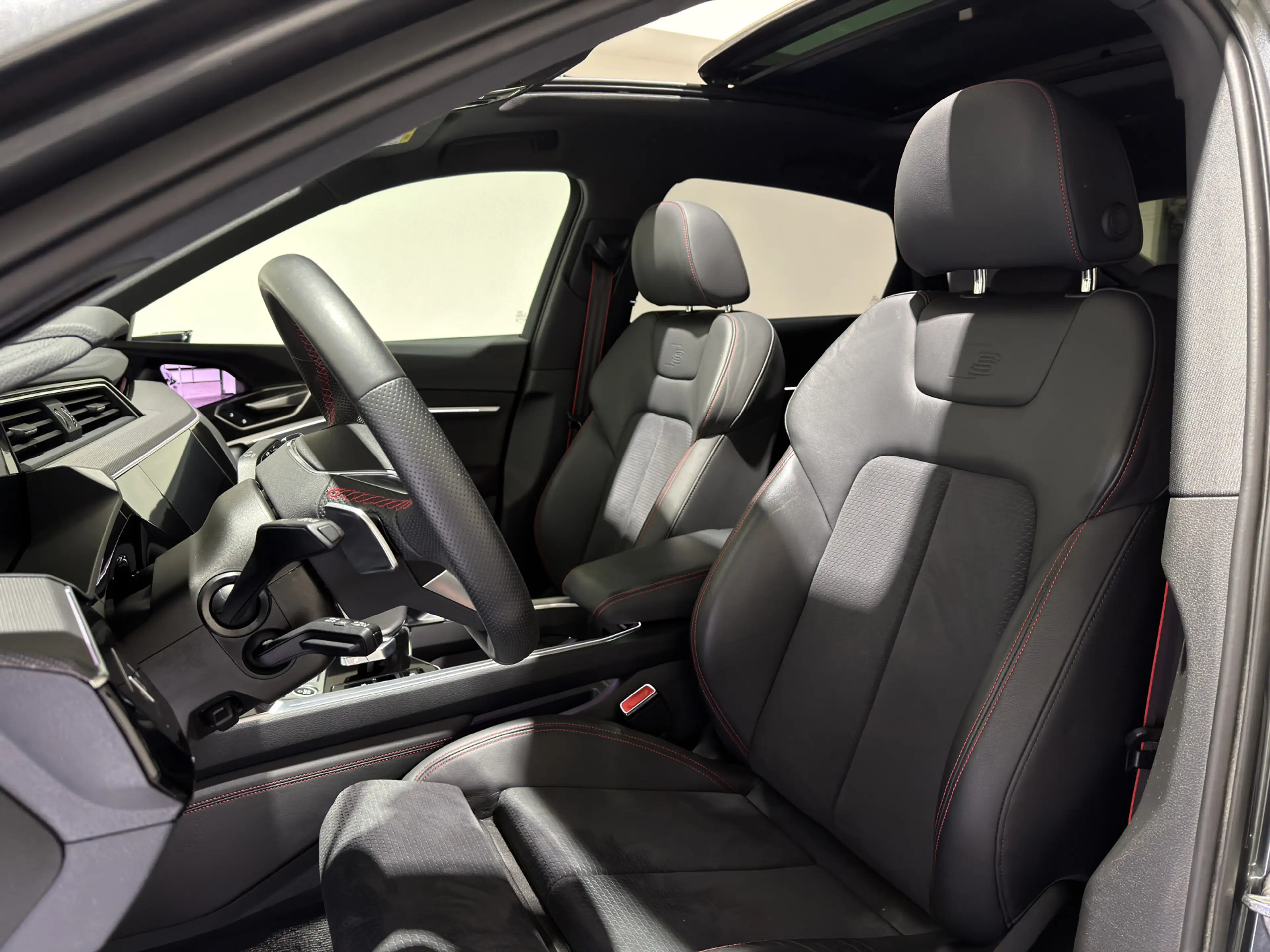 Audi Q8 e-tron Sportback 55 quattro S Edition 115 kWh | 22kW lade — photo 25