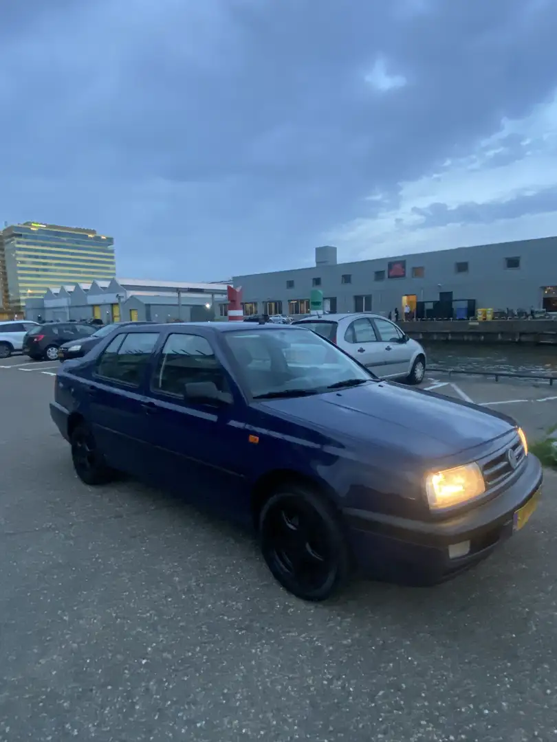 Volkswagen Vento 1.8 CL OLDTIMERVERZEKERING €7👌 - 2