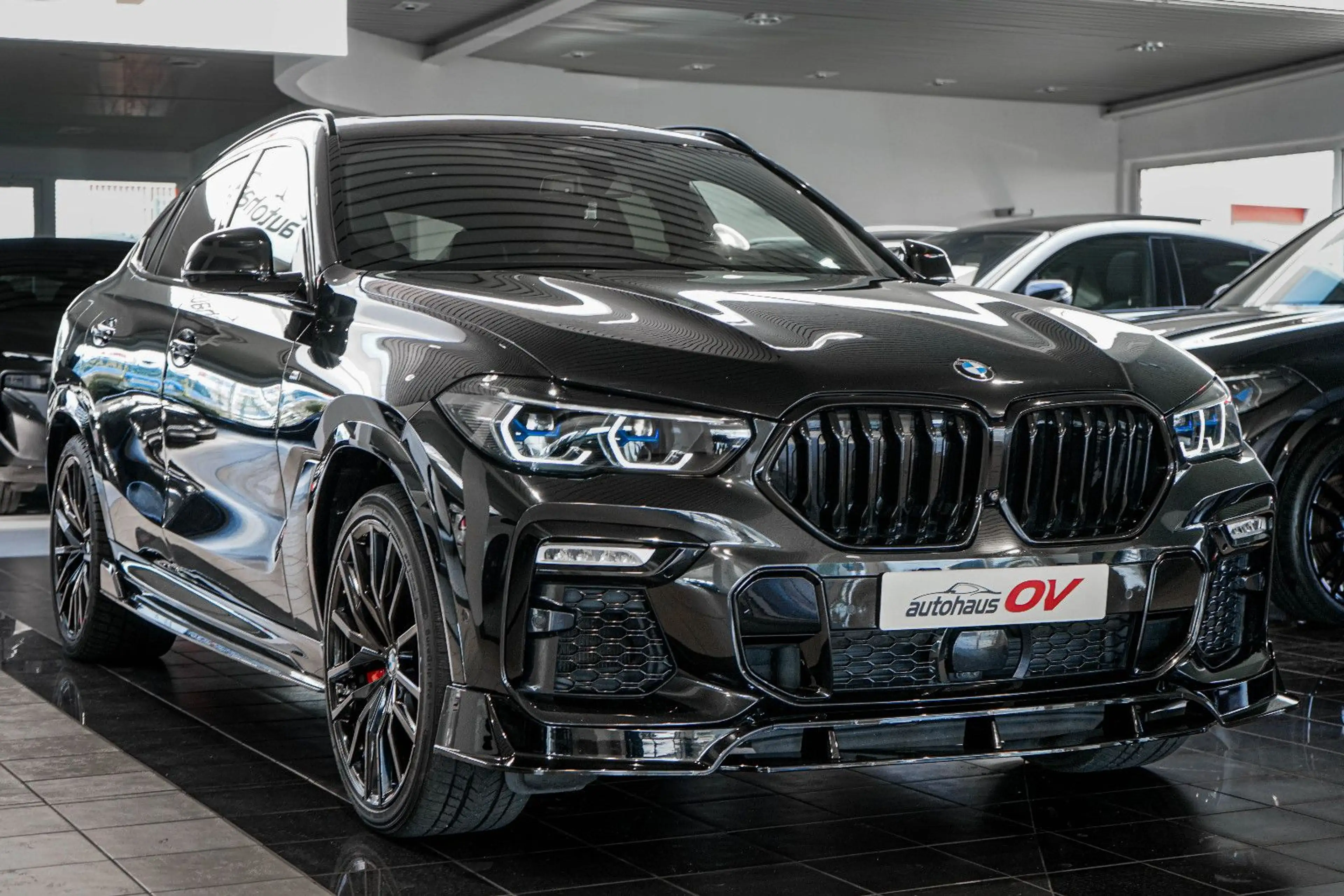 BMW X6 M i*M Sport*M Sitze*ACC*HUD*Softclo*Pano SKY — photo 11