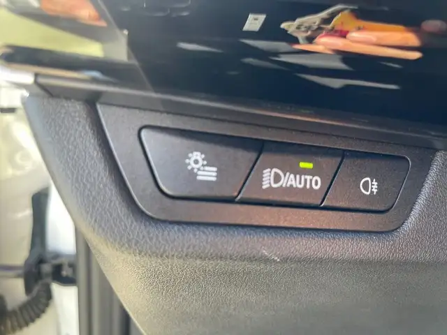 BMW Ix1 view 8