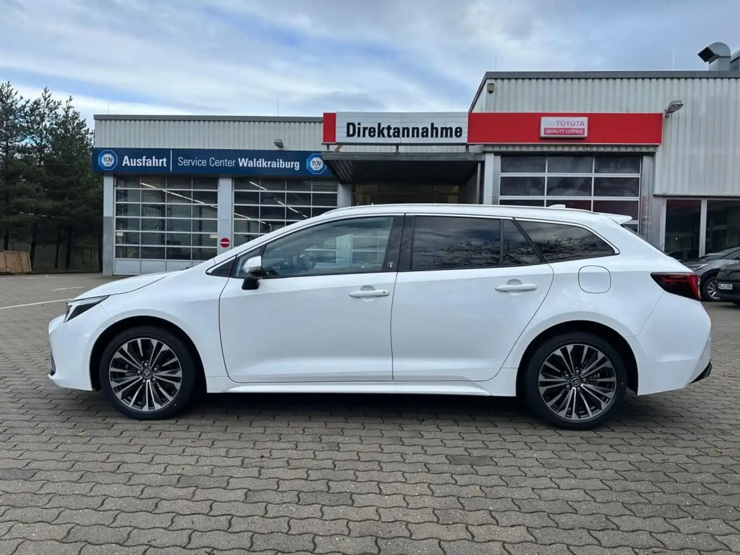 Toyota Corolla Corolla TS Team Deutschland Technik Paket Weiß - 2