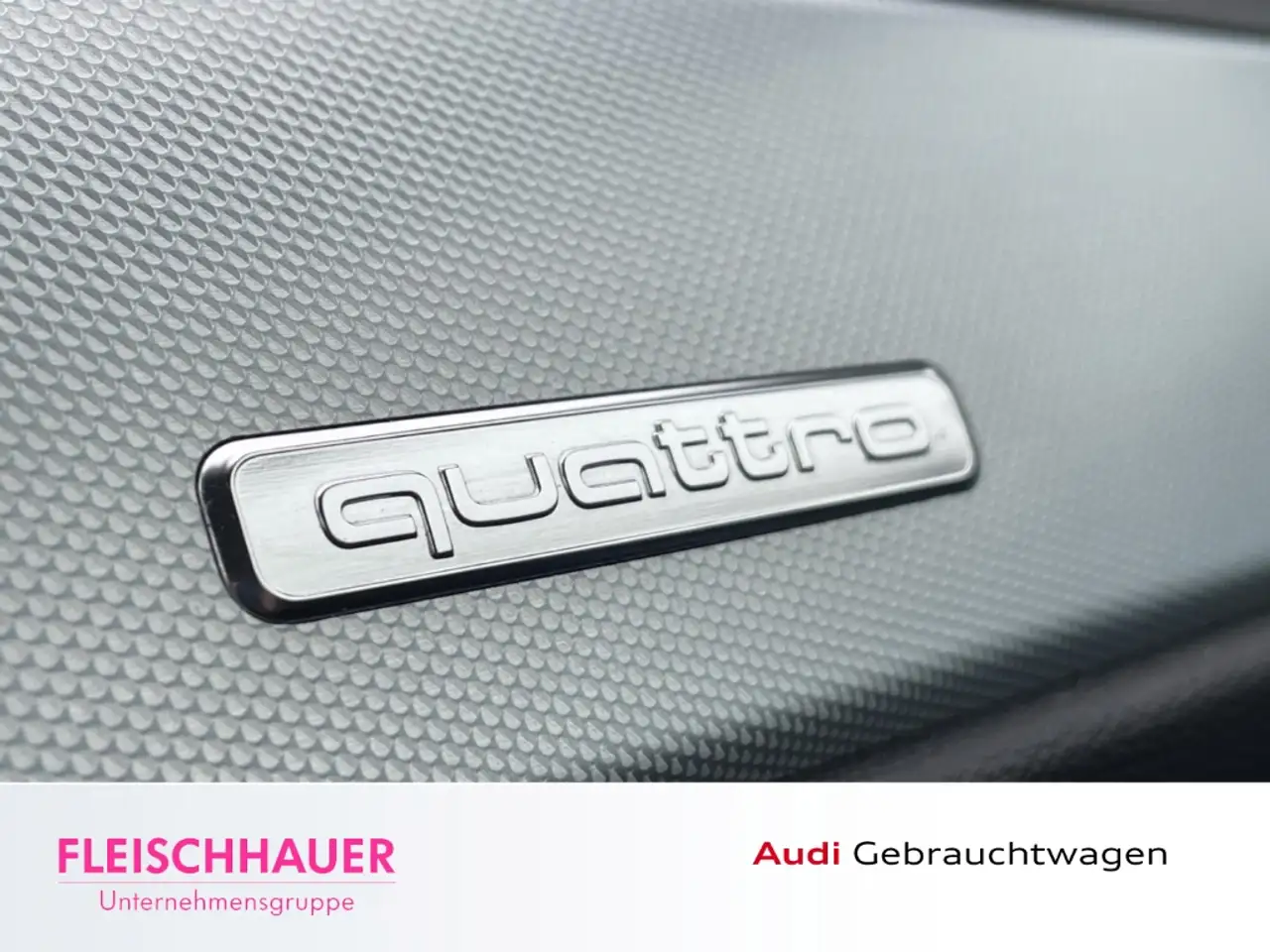 Audi Q3 40 TFSI quattro advanced RFK Navi Sportsitze el. L 18