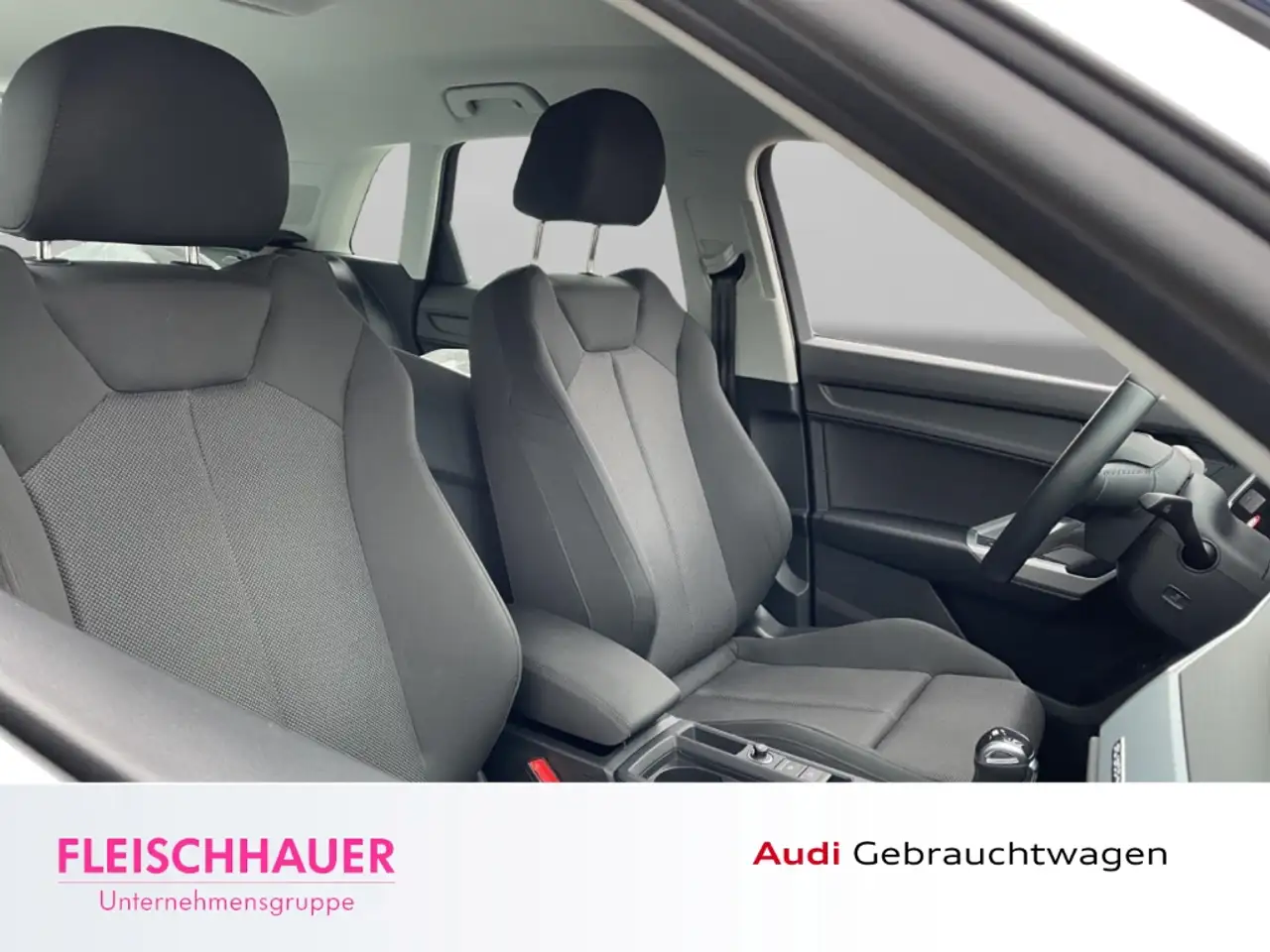 Audi Q3 40 TFSI quattro advanced RFK Navi Sportsitze el. L 8