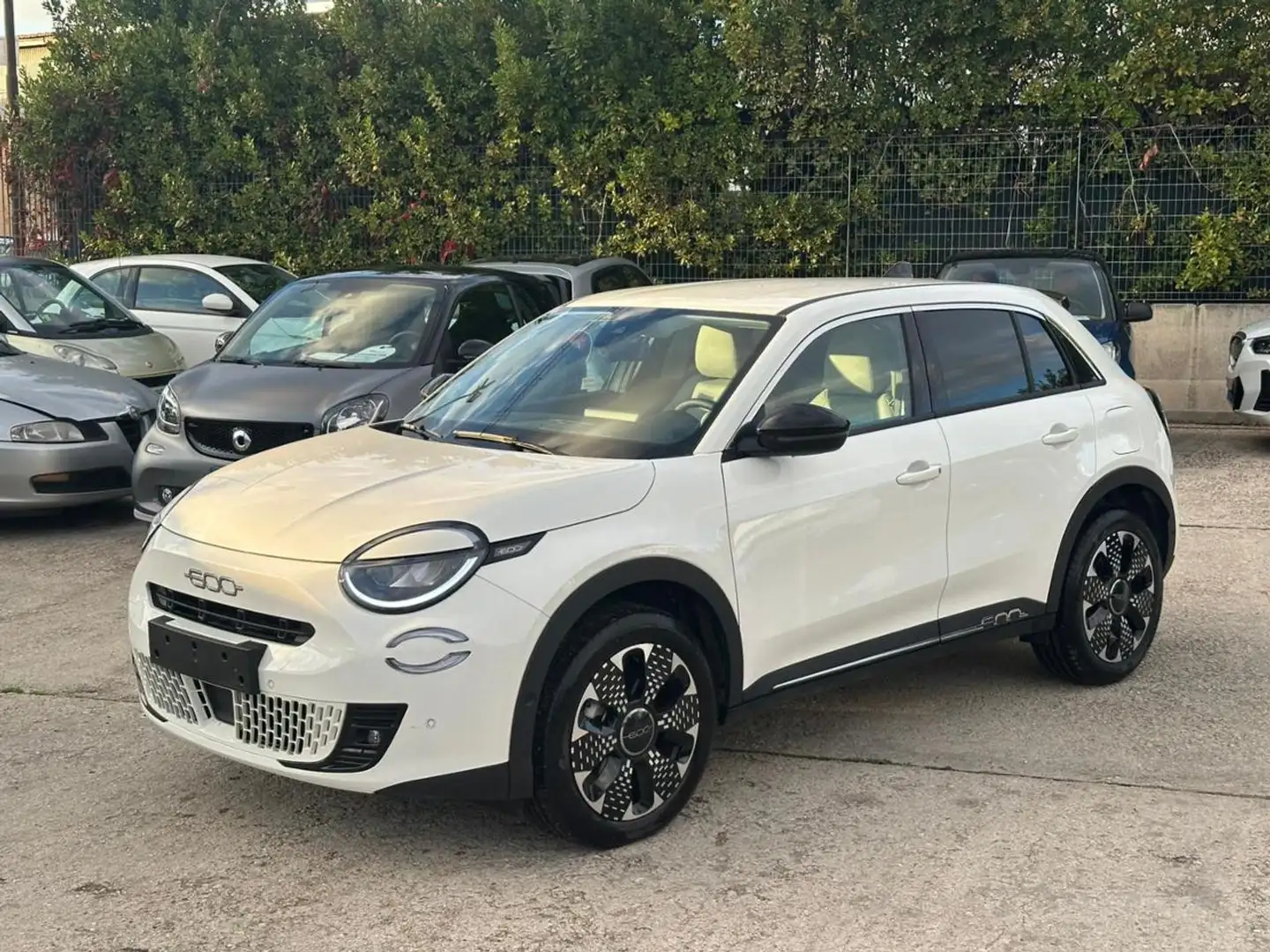 Fiat 600 HYBRID LA PRIMA 1.2cc 100cv DCT6 Bianco - 2