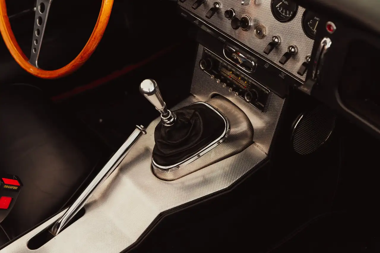 Jaguar E-Type 3.8 Spider, foto 8