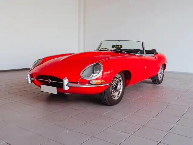 Jaguar E-Type 3.8 Spider