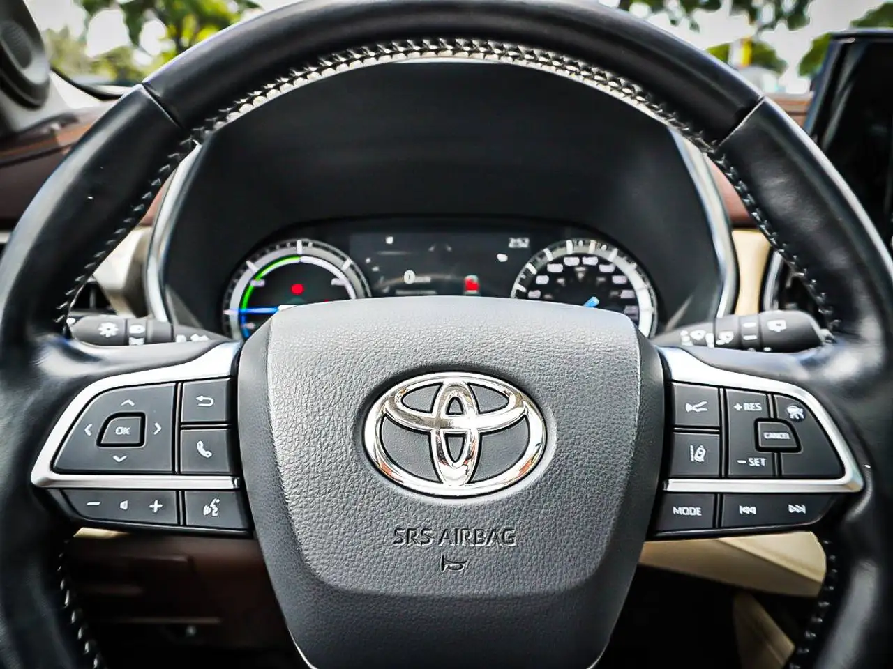 Toyota Highlander снимка Toyota Highlander