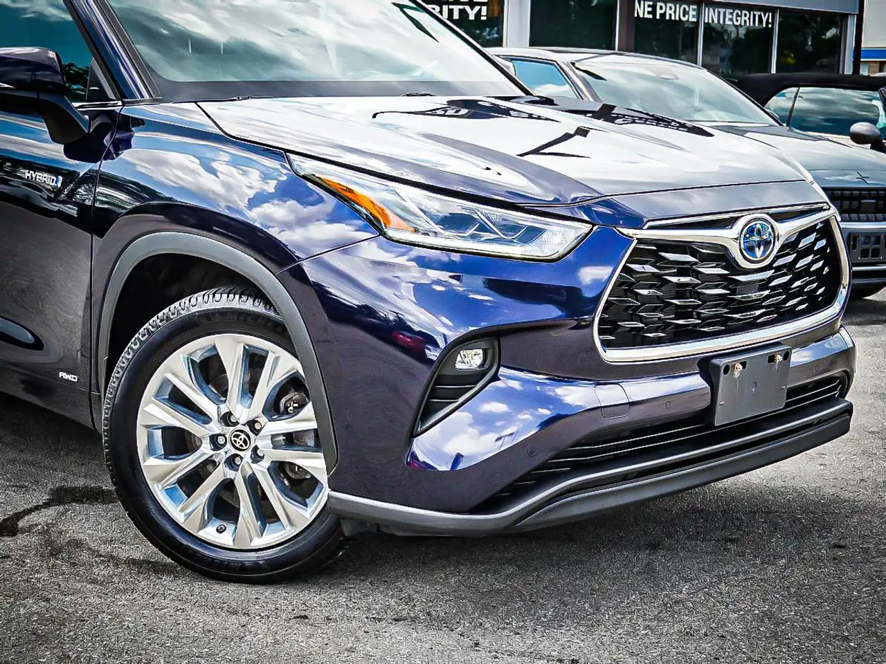 Toyota Highlander снимка Toyota Highlander