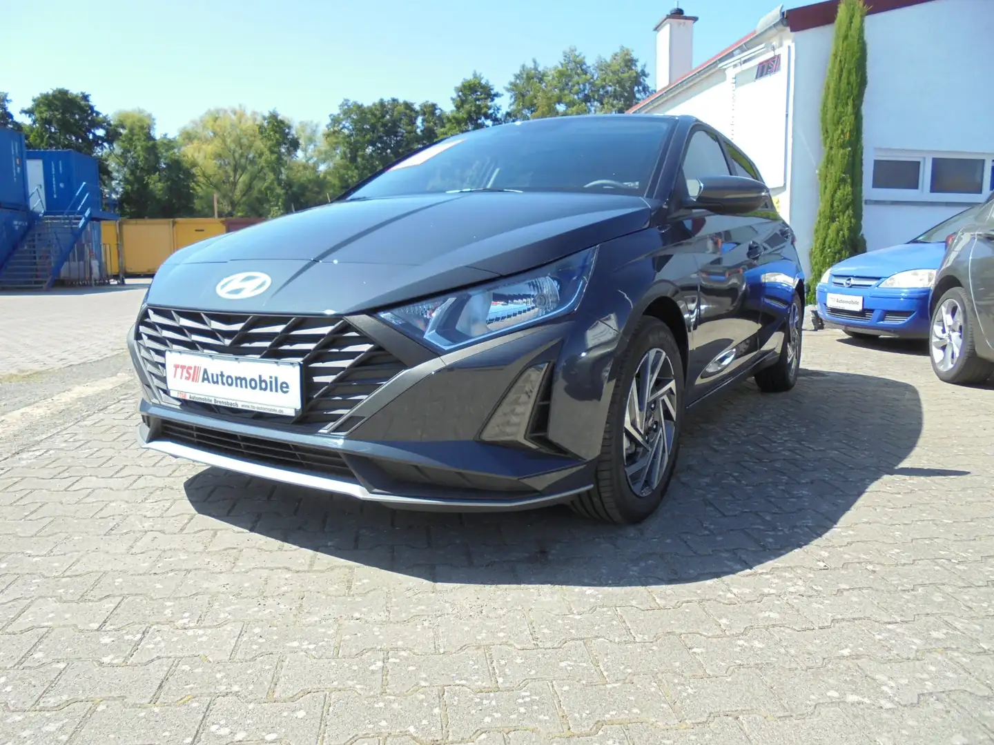 Hyundai i20 1.2 Trend Grau - 1