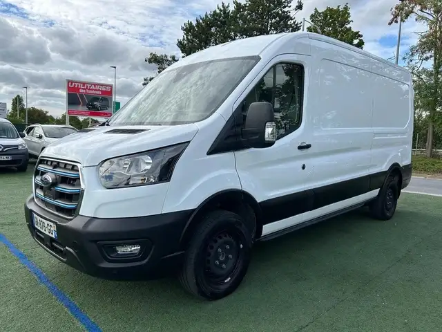 Ford Transit 2T (24.990 HT) Fg PE 390 L3H2 Batterie 75/68 kWh Trend Business