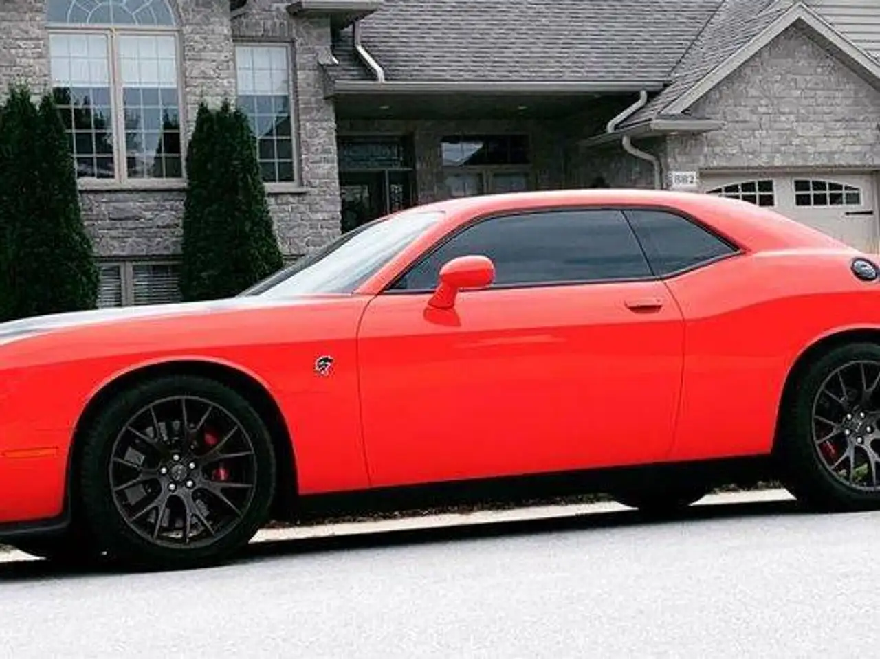 Dodge Challenger photo Dodge Challenger