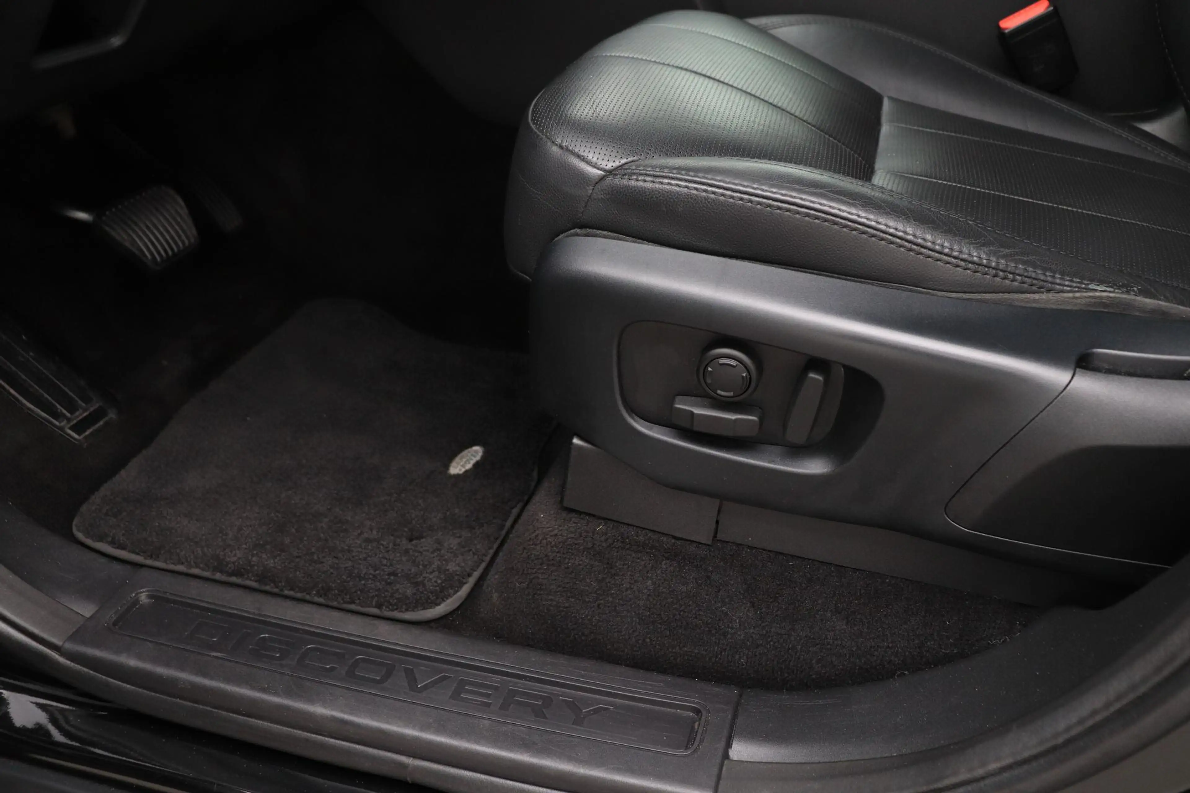Land Rover Discovery 3.0 Sd6 SE | GRIJS KENTEKEN | Luchtvering | Trekha — photo 43